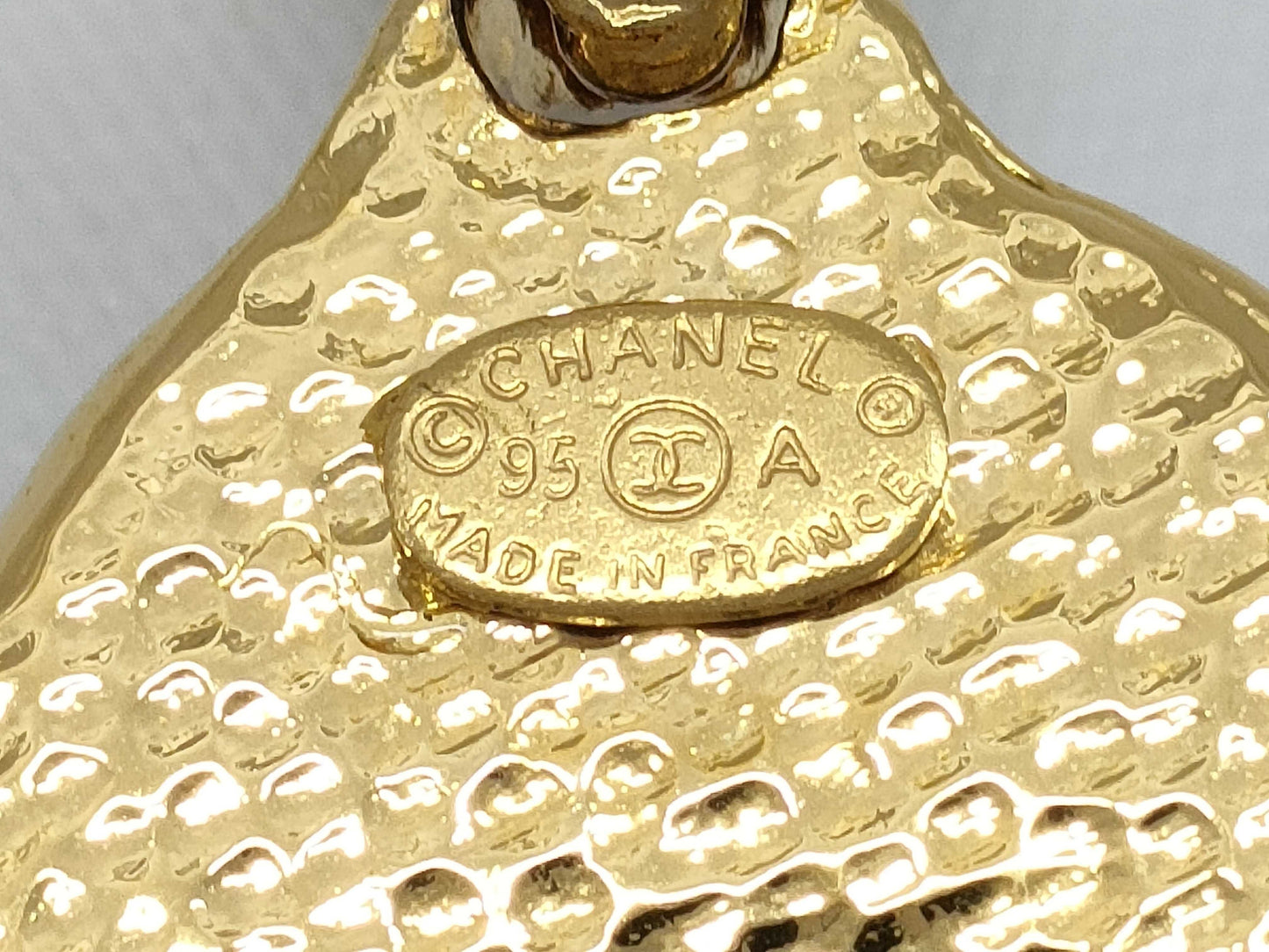 CHANEL Coco Mark Pearl Necklace