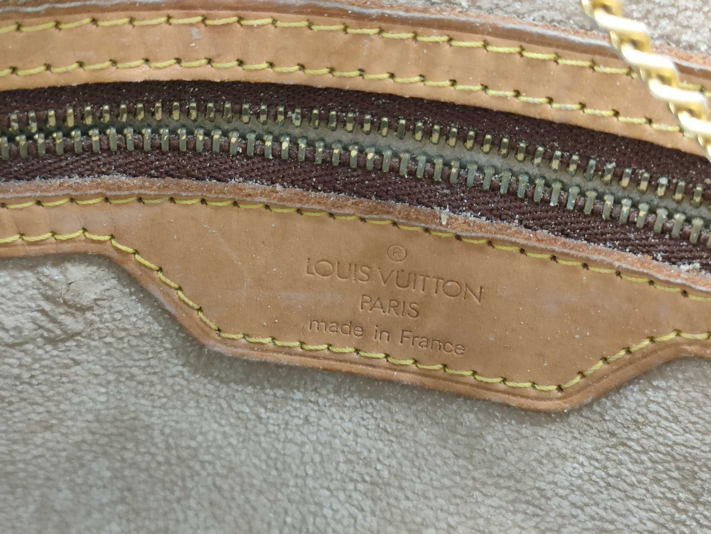 LOUIS VUITTON M42238 Monogram Louis Vuitton Monogram Bucket PM M42238 Tote Bag