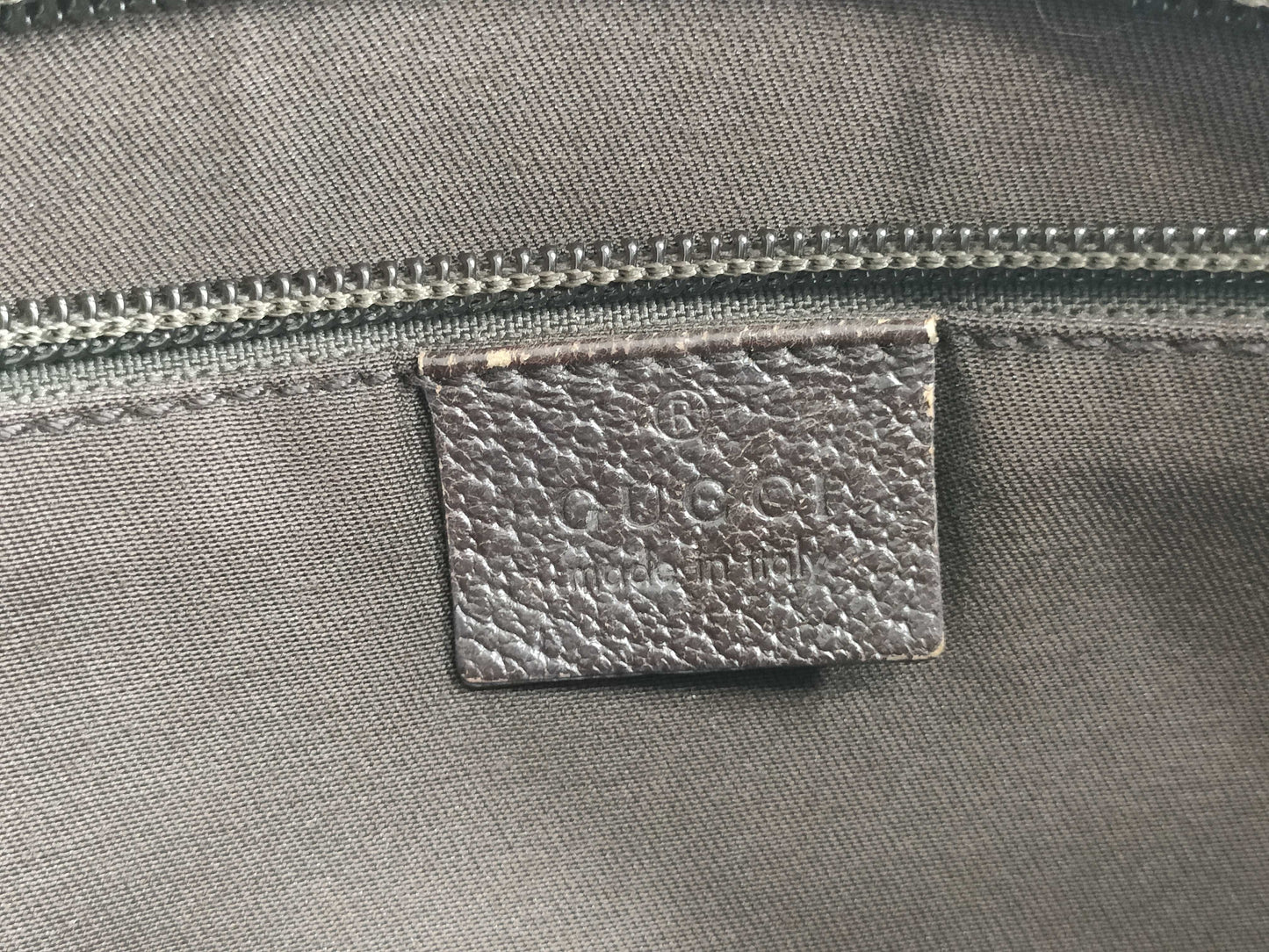 GUCCI GG Canvas Shoulder Bag Gucci GG Canvas Shoulder Bag