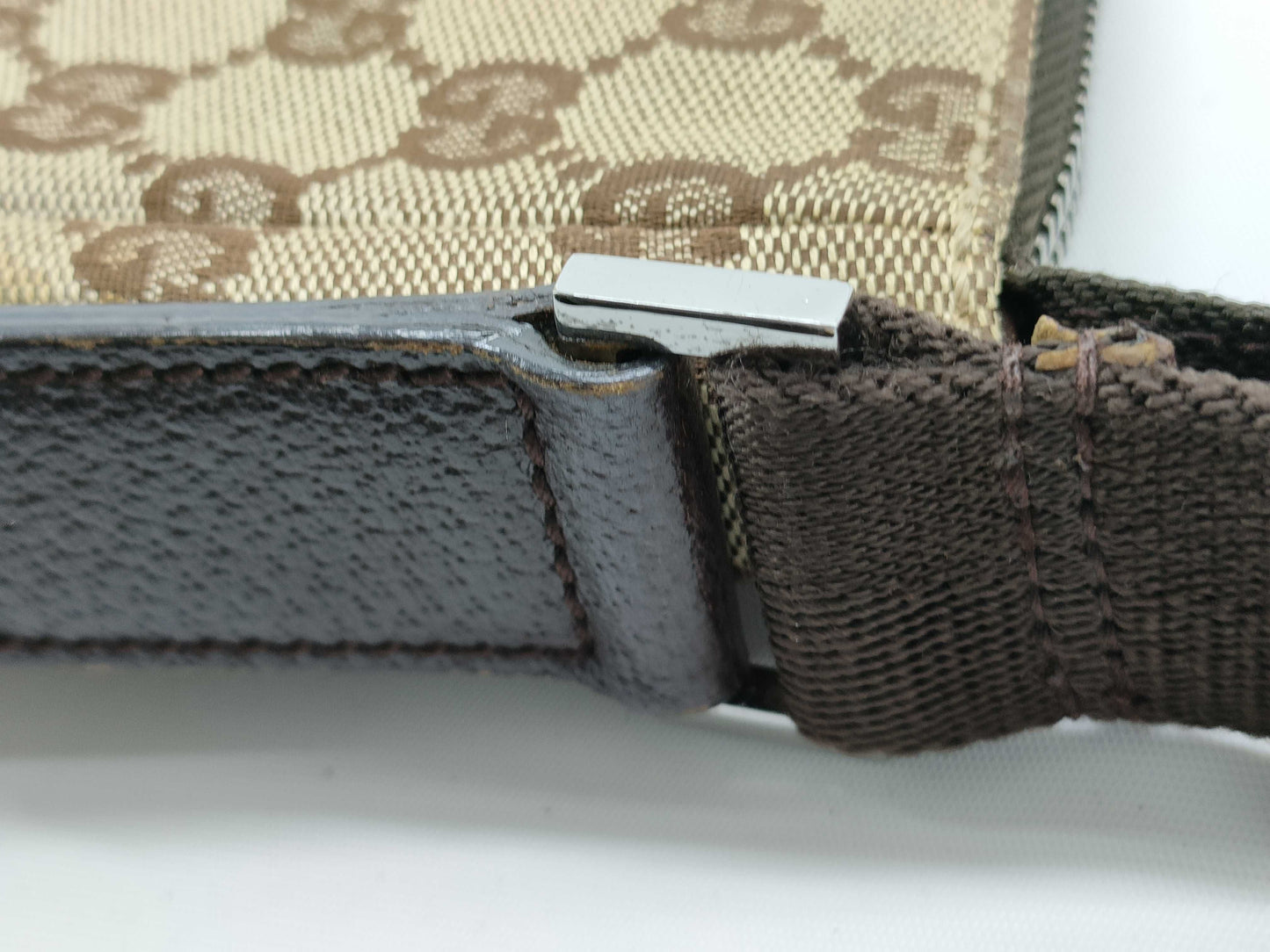 GUCCI GG Canvas Shoulder Bag Gucci GG Canvas Shoulder Bag