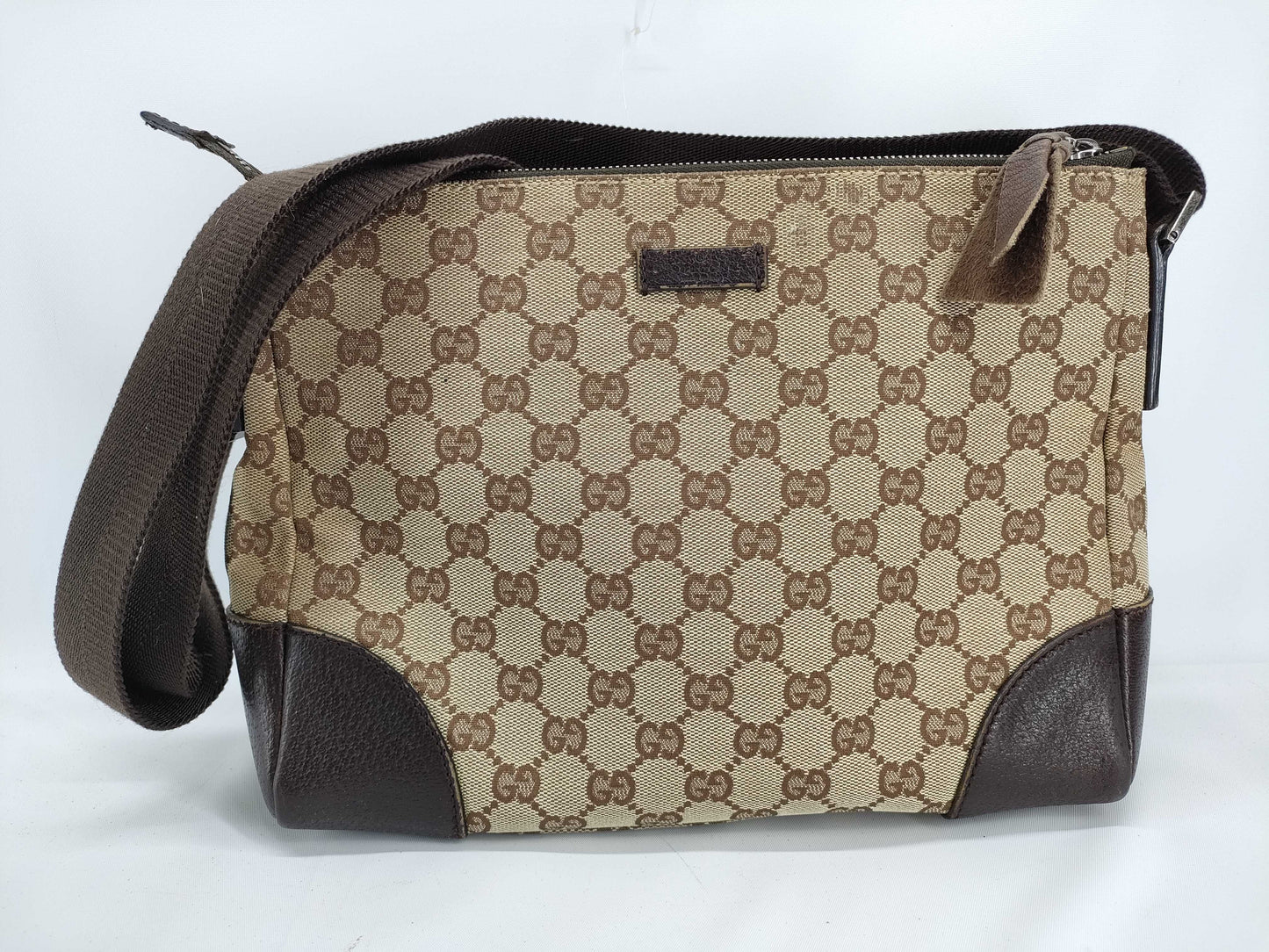 GUCCI GG Canvas Shoulder Bag Gucci GG Canvas Shoulder Bag