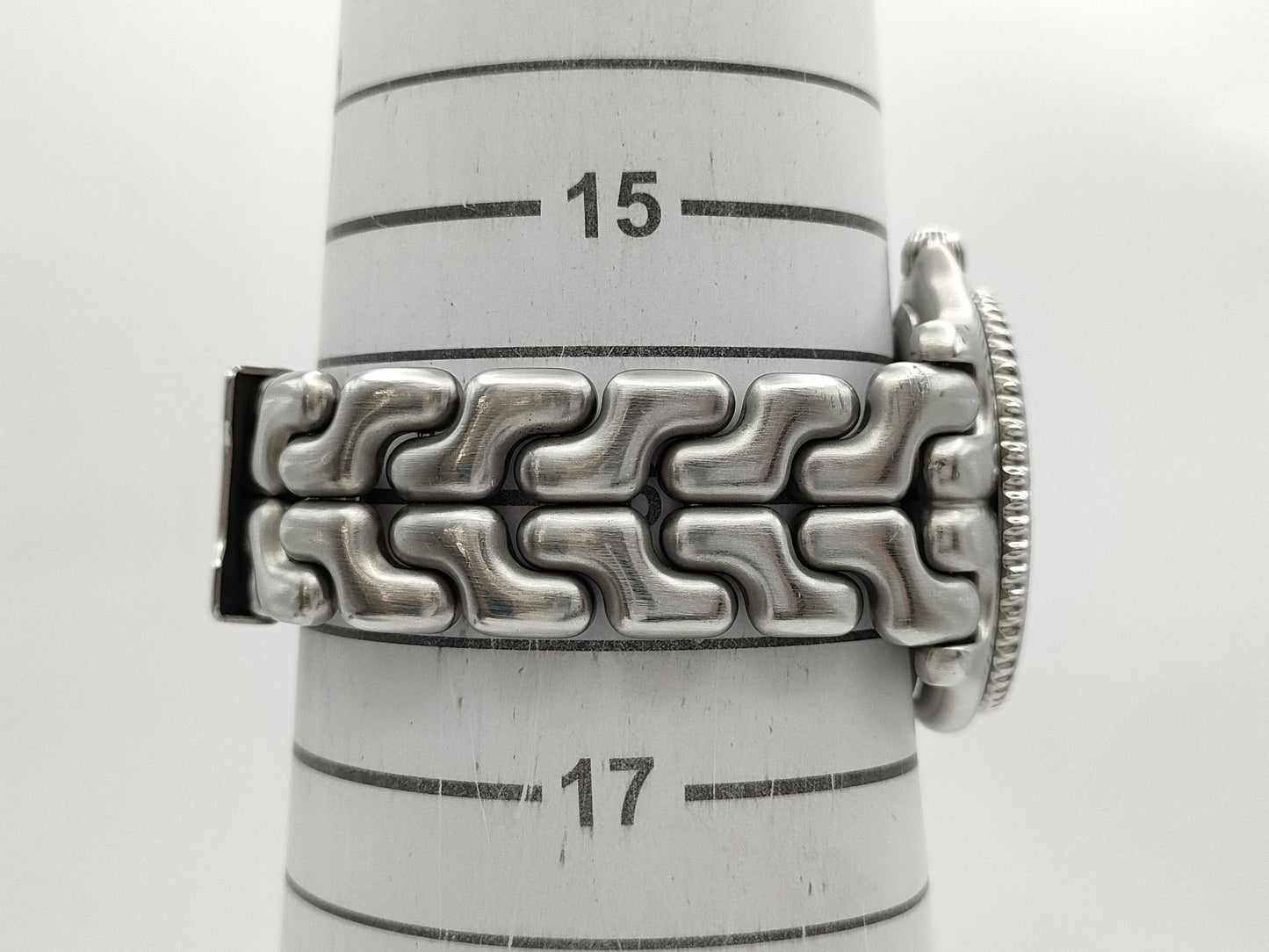 TAG Heuer WG1113-0 PZ4878 Quartz Gray Dial Men's Watch