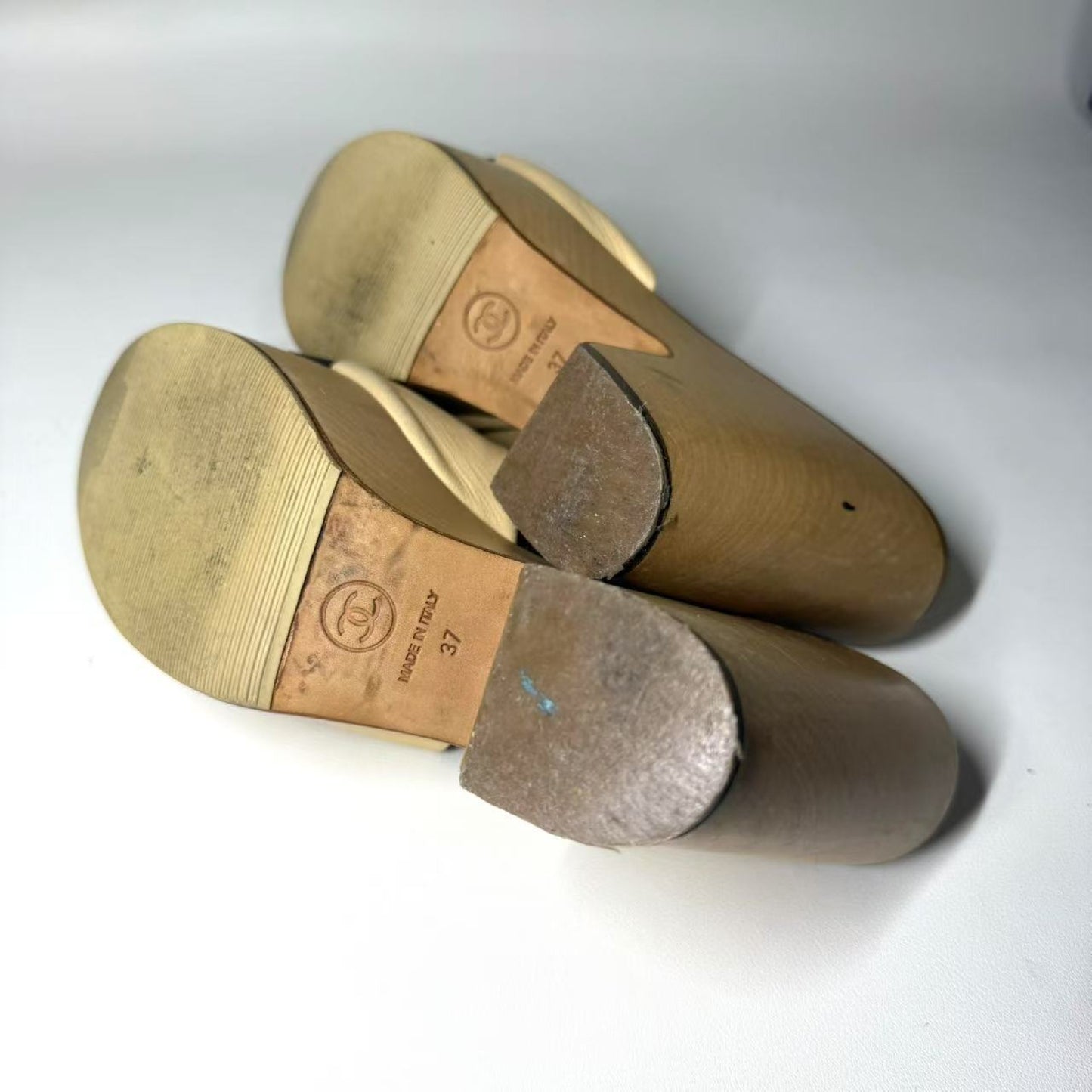 CHANEL CHANEL shoes size 37 sandals