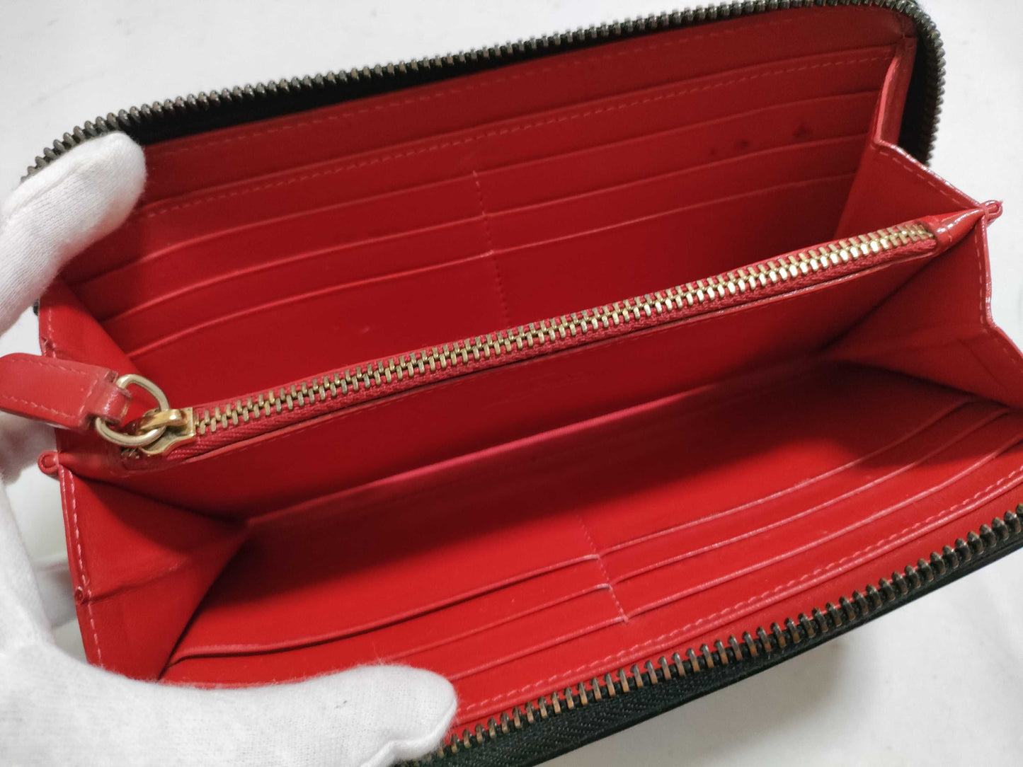 Christian Louboutin round zipper long wallet with dust bag