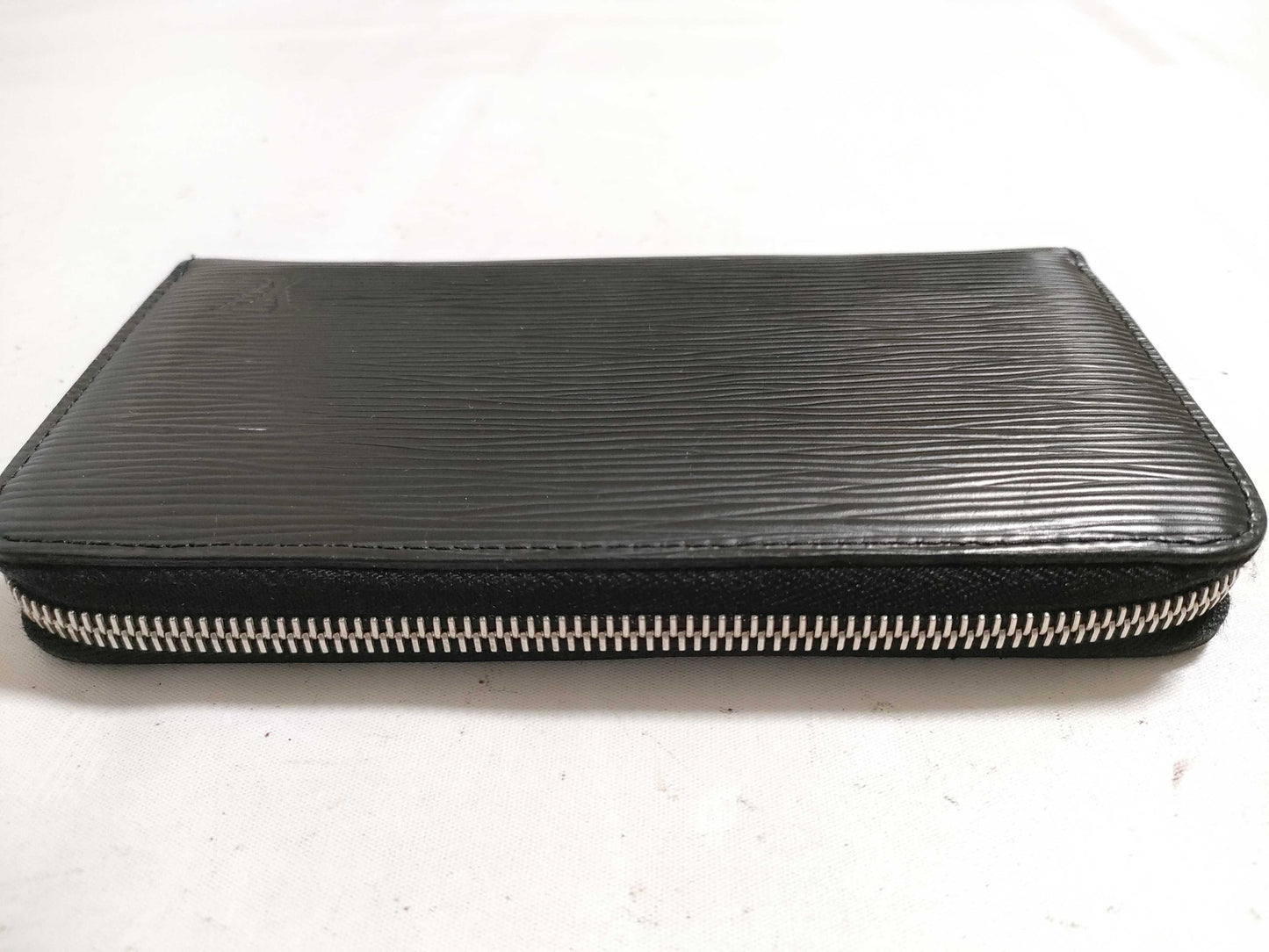 LOUIS VUITTON Epi Zippy Wallet M61857/CA1026 with Box
