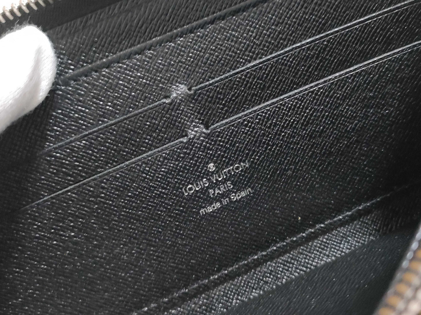 LOUIS VUITTON Epi Zippy Wallet M61857/CA1026 with Box