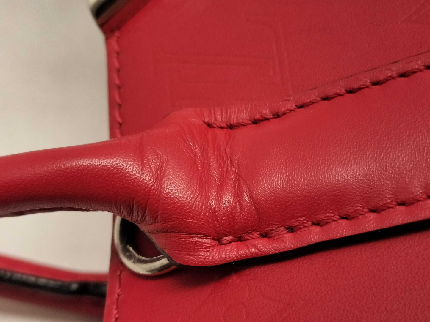 LOUIS VUITTON Very Tote MM Handbag