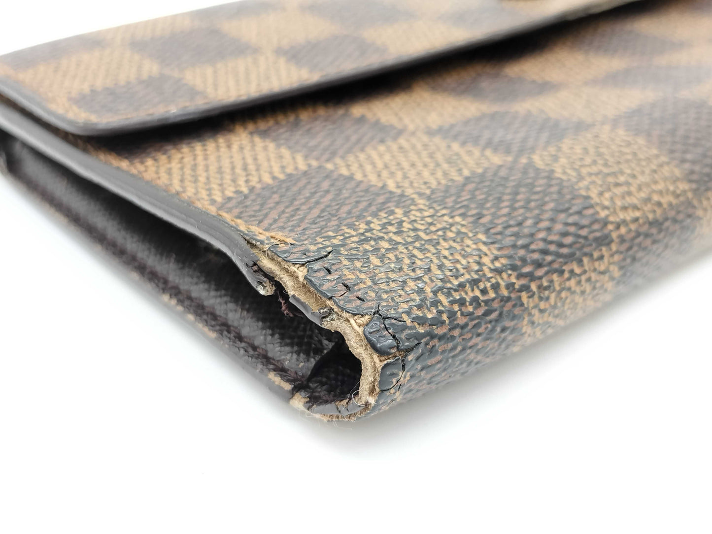 LOUIS VUITTON TH 0071 Damier Louis Vuitton Damier Billfold Wallet