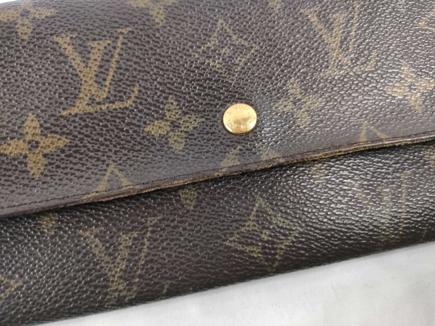 LOUIS VUITTON Monogram Long Wallet with Zipper