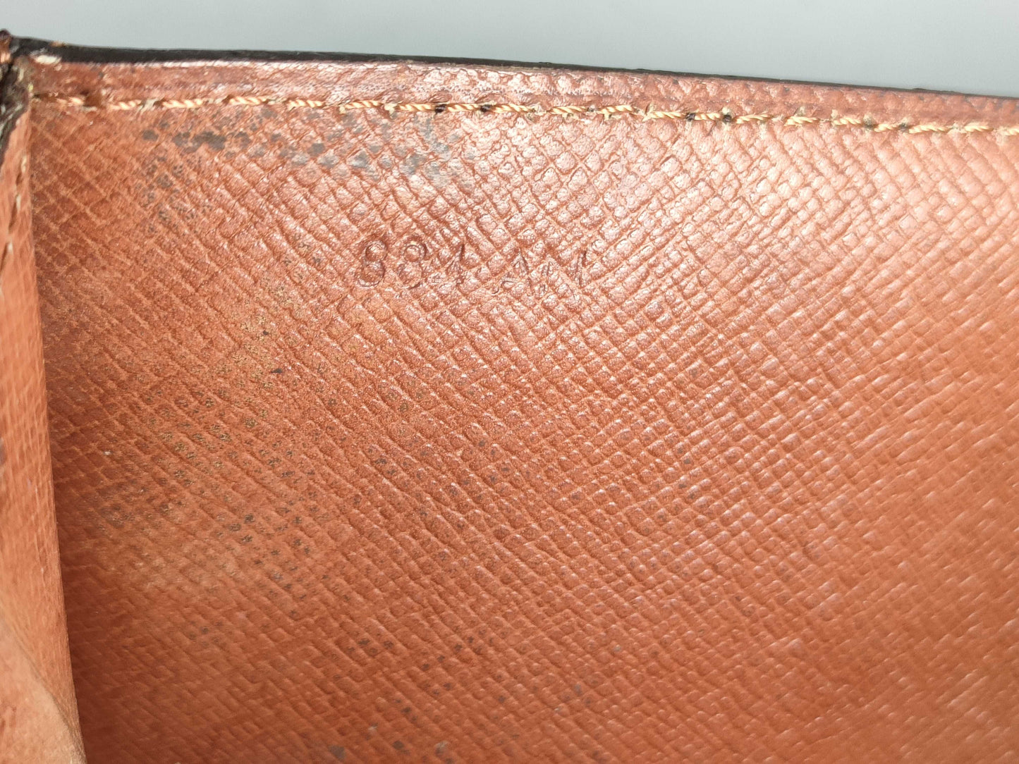 LOUIS VUITTON Monogram Long Wallet with Zipper