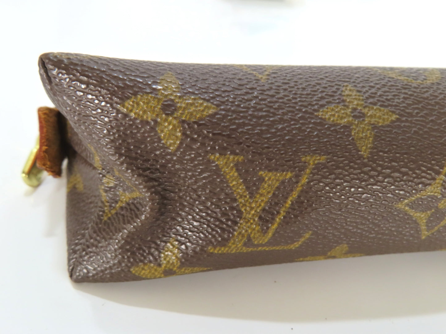 LOUIS VUITTON Monogram Louis Vuitton Monogram Pouch Pouch
