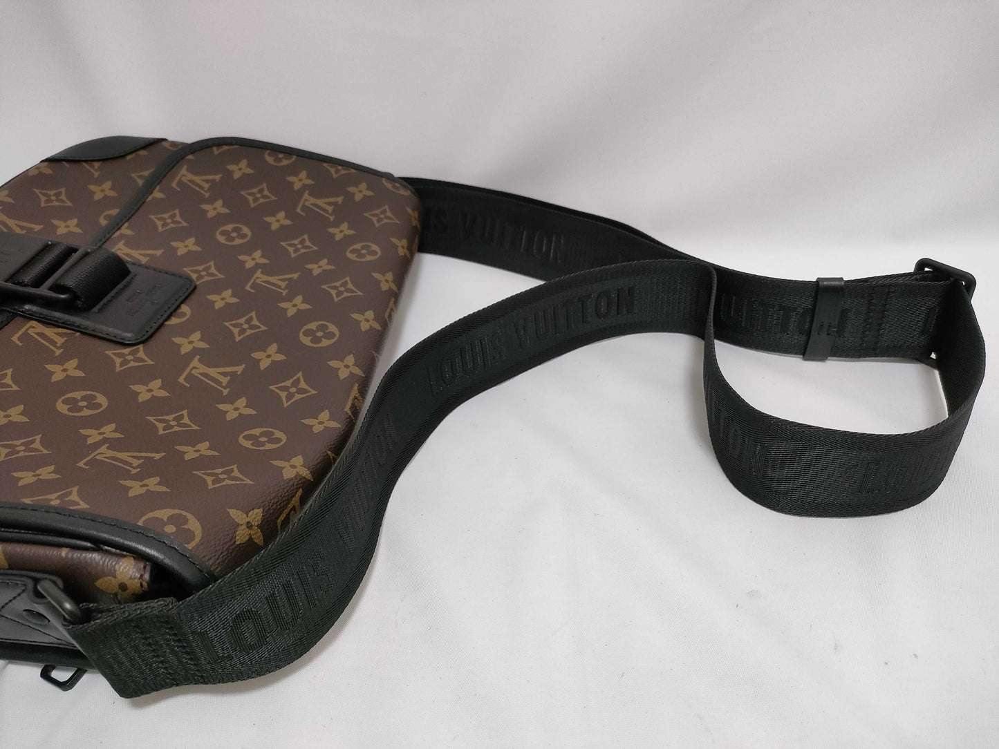 LOUIS VUITTON Monogram Macassar Arch Messenger Bag M46328 RFID Shoulder Bag