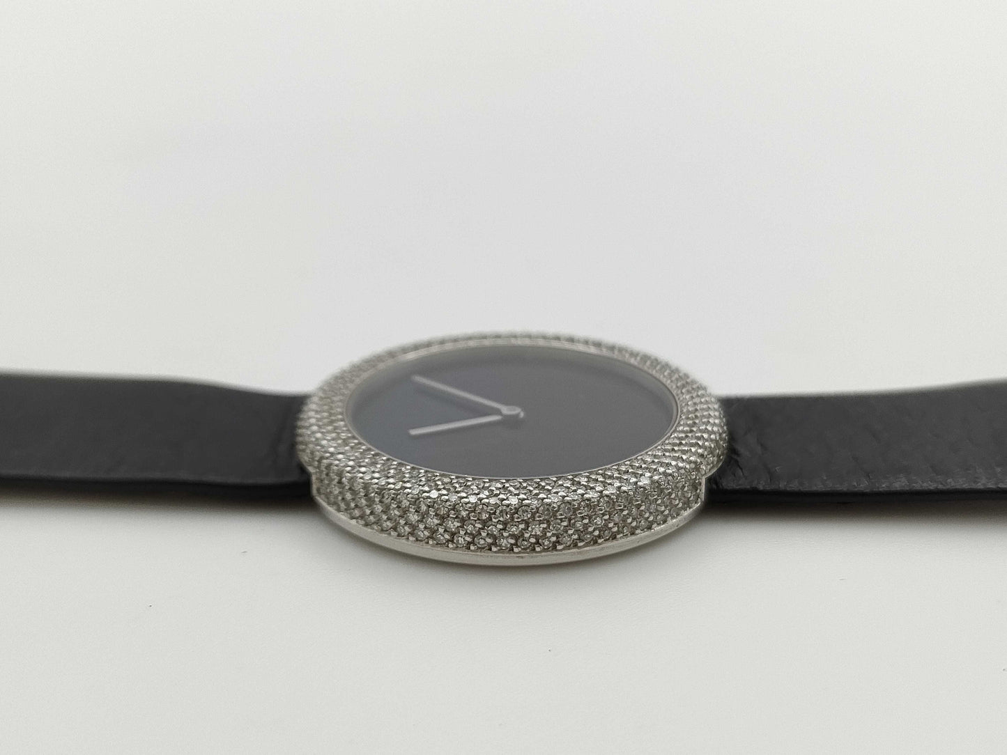 Art Collection 042/999 Quartz Black Dial 18K Boys' Watch