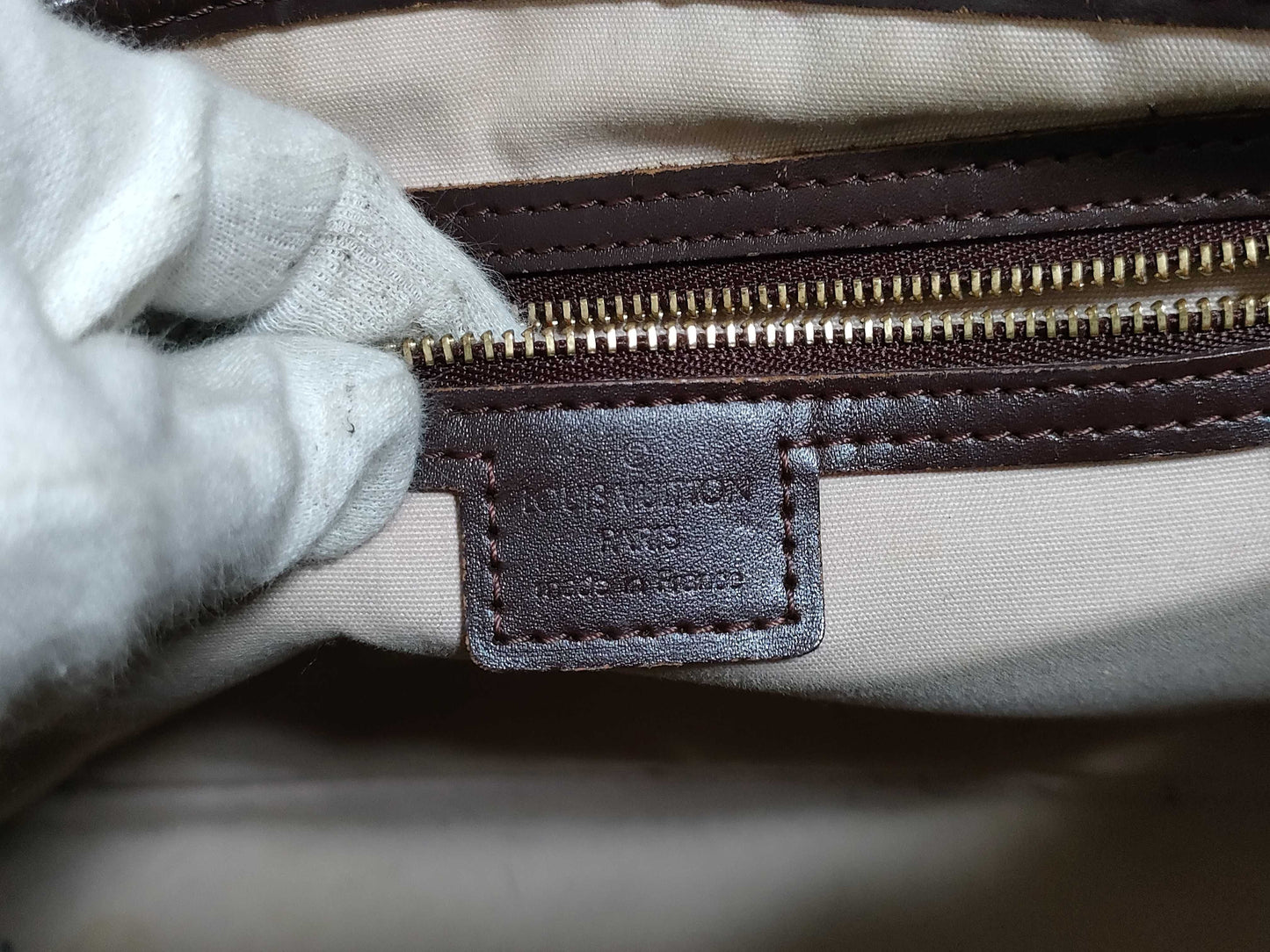 LOUIS VUITTON Monogram Mini Louis Vuitton Monogram Mini Lucille Handbag