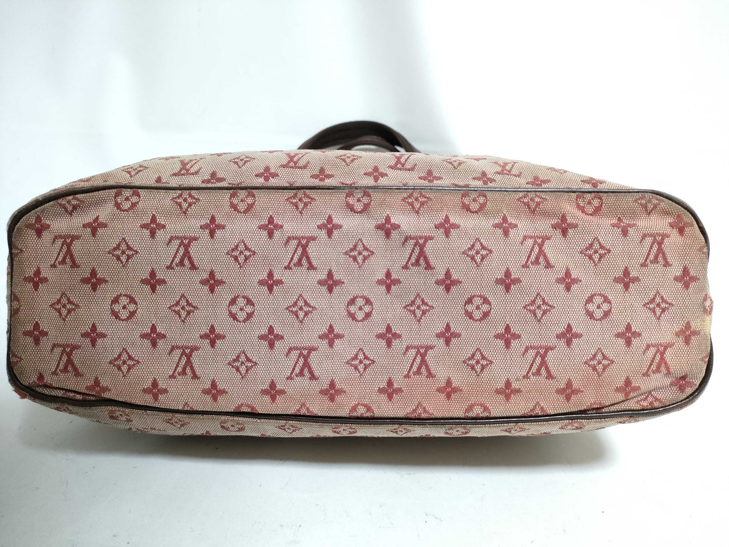 LOUIS VUITTON Monogram Mini Louis Vuitton Monogram Mini Lucille Handbag