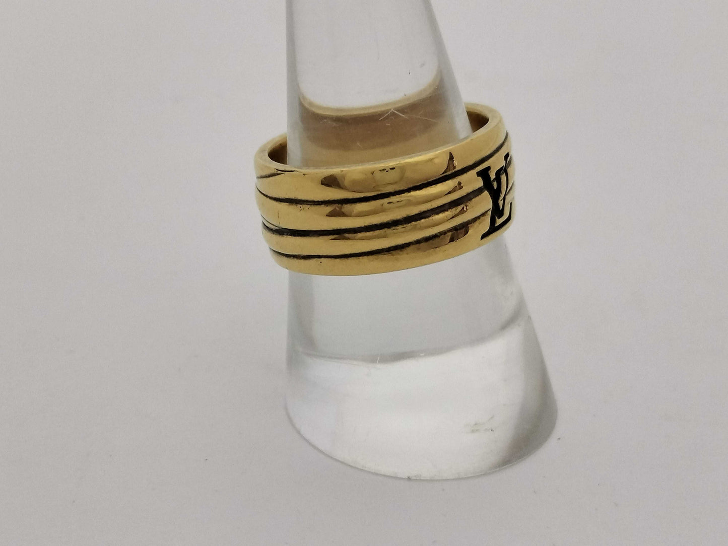 LOUIS VUITTON Epi Gold Ring with Box