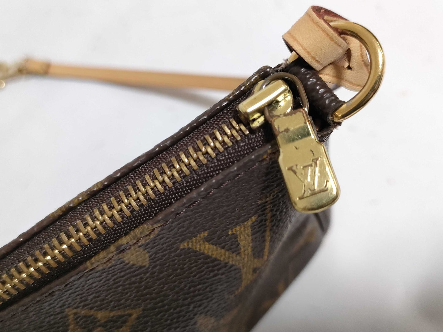 LOUIS VUITTON Monogram Accessoires CA0052 Pouch