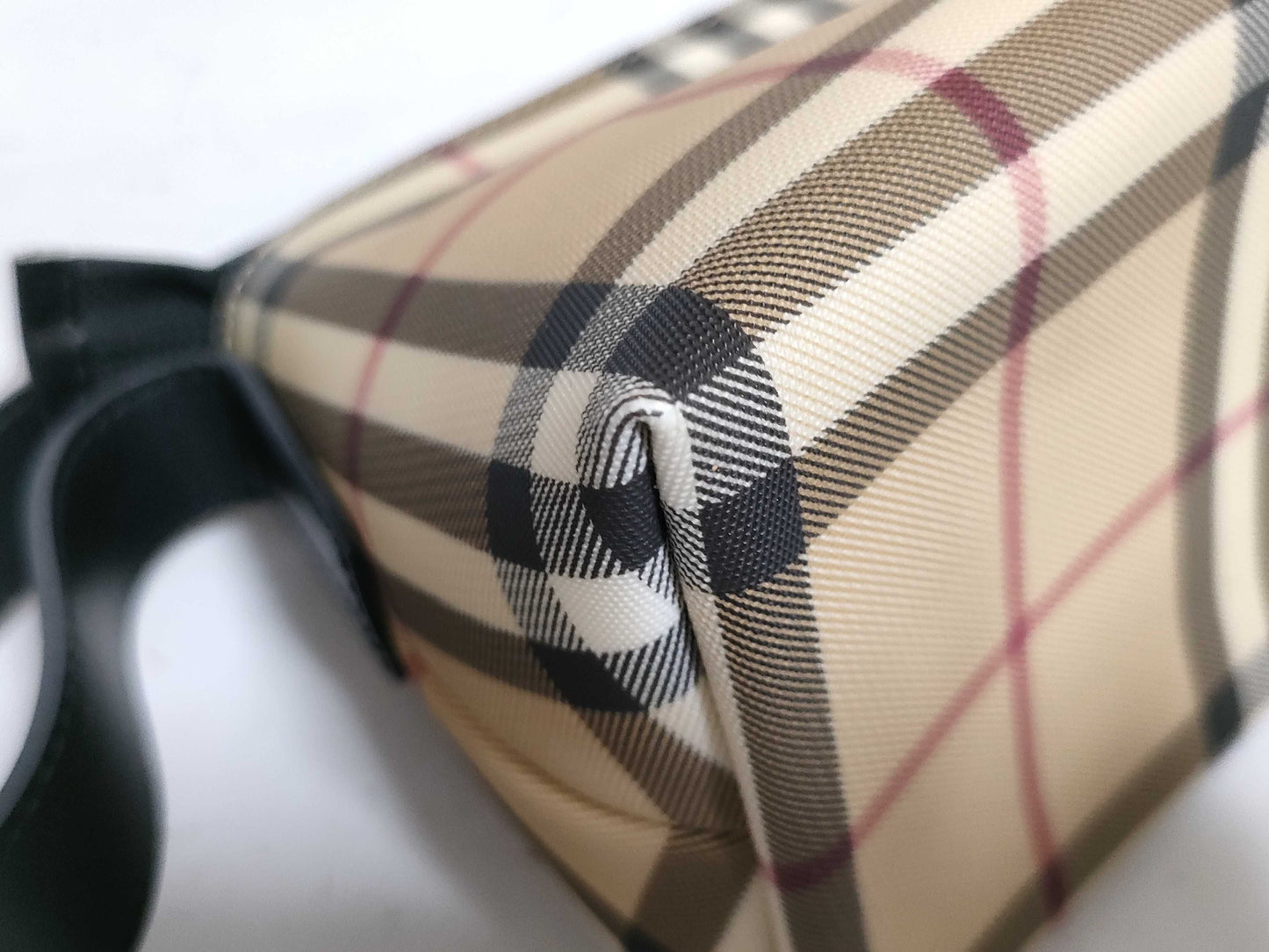 BURBERRY Nova Check One-Shoulder Shoulder Bag