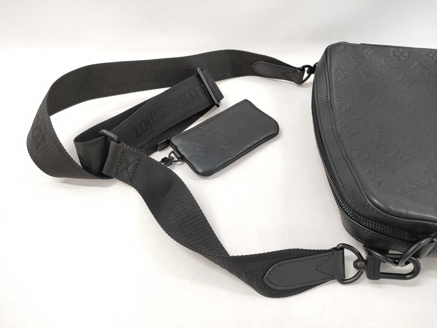 LOUIS VUITTON Monogram Shadow Trio Messenger M46602/RFID Shoulder Bag