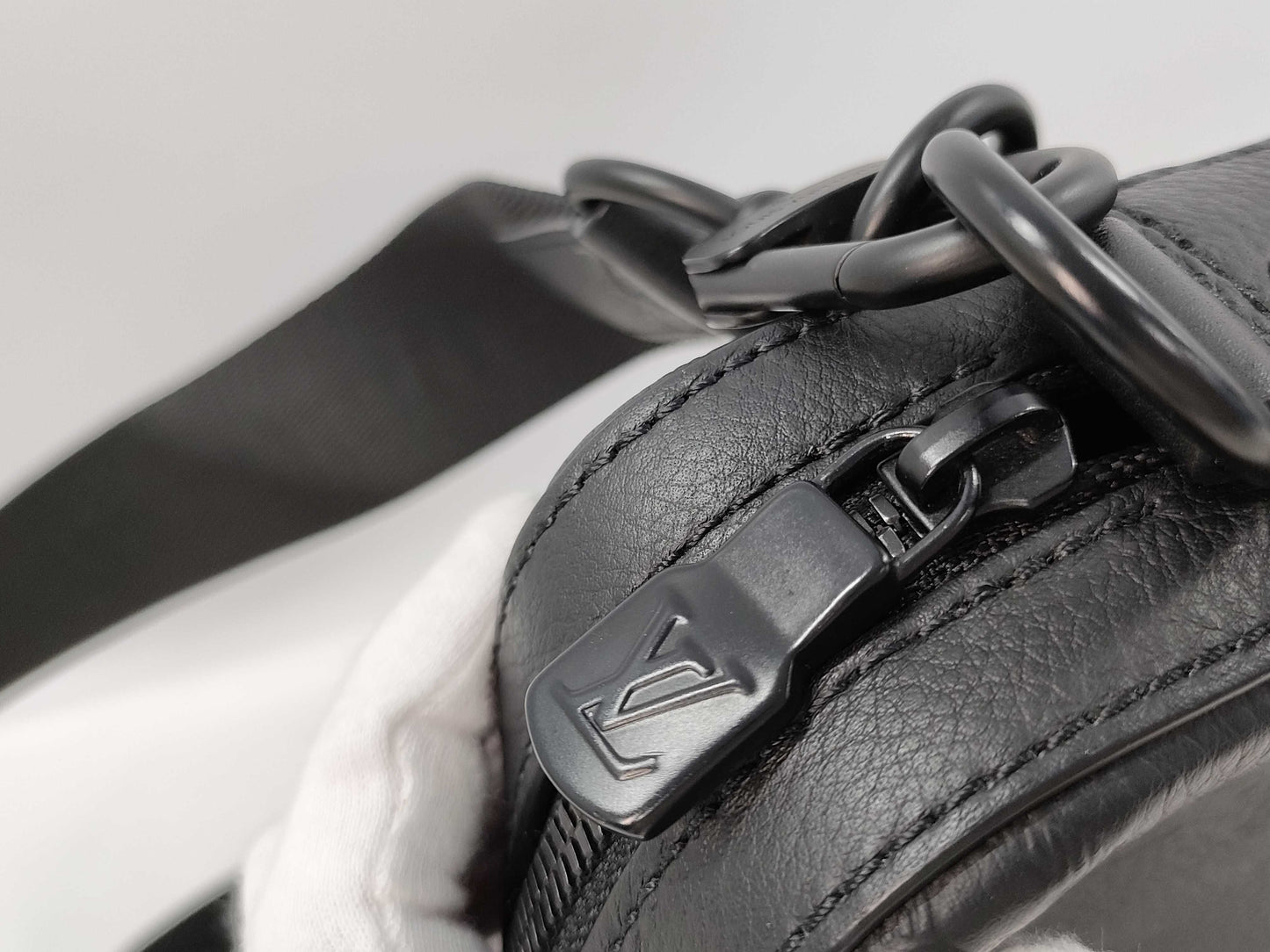 LOUIS VUITTON Monogram Shadow Trio Messenger M46602/RFID Shoulder Bag