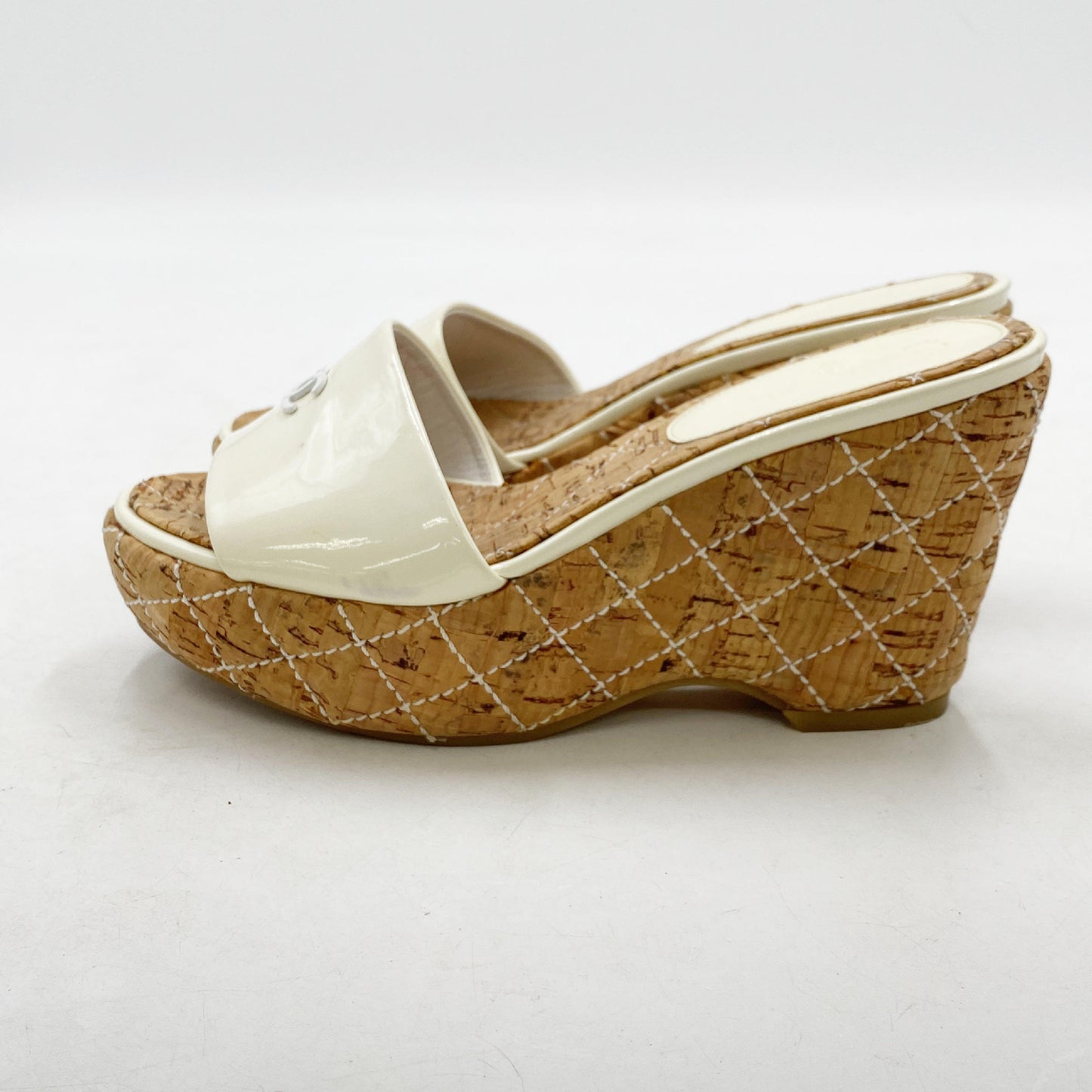 CHANEL Chanel Cork and Patent Leather Sandals, White and Brown, Size 23cm
