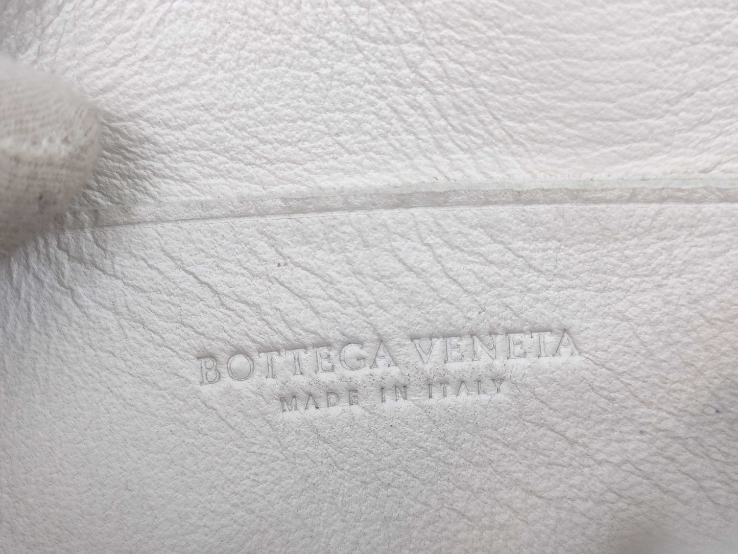 BOTTEGA VENETA Bottega Cassette White Shoulder Bag