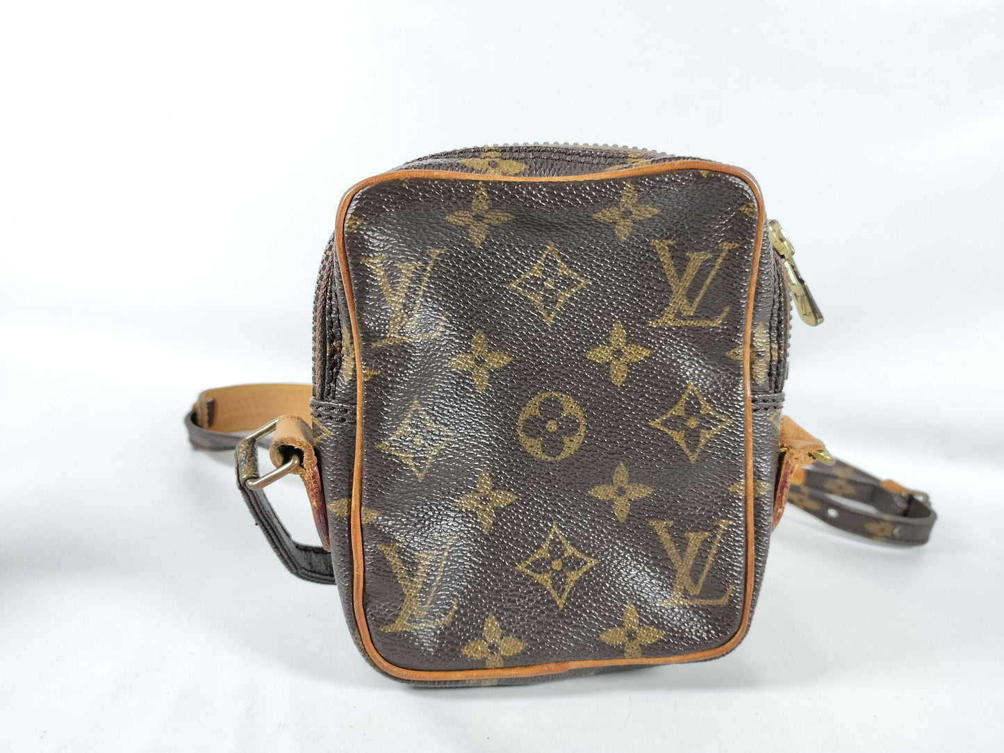 LOUIS VUITTON RFID Unverifiable Serial Unverifiable Monogram LV Monogram Danube Shoulder Bag