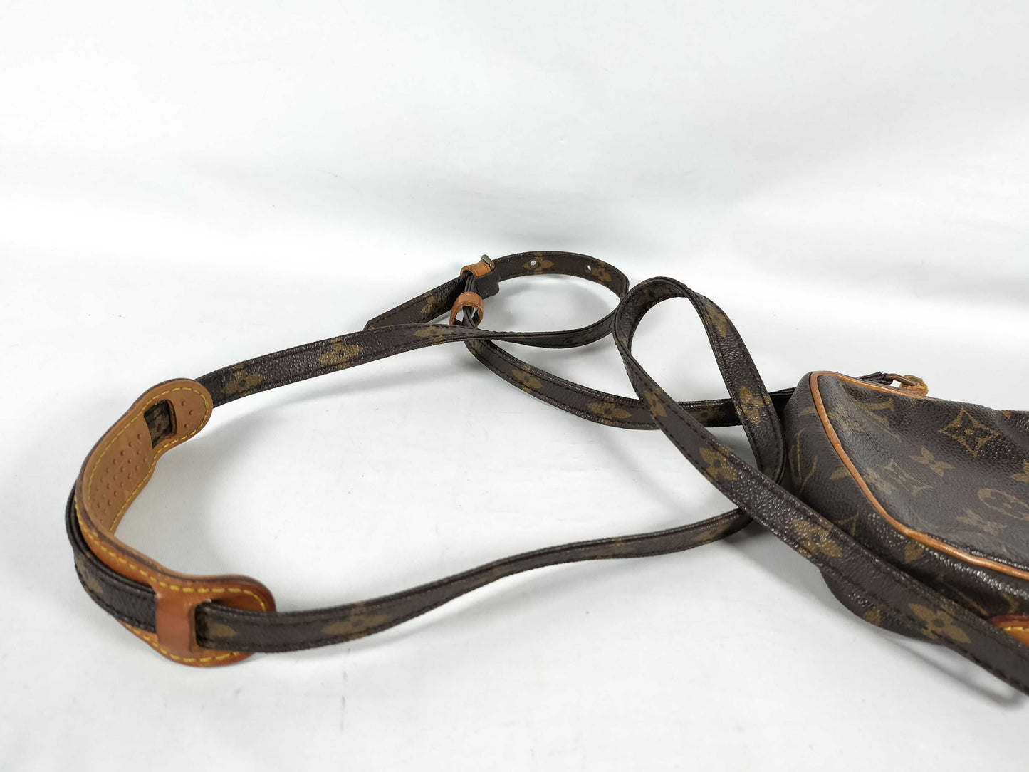 LOUIS VUITTON RFID Unverifiable Serial Unverifiable Monogram LV Monogram Danube Shoulder Bag
