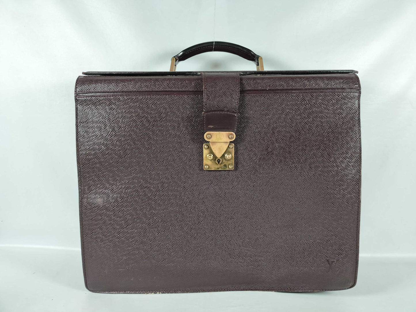 LOUIS VUITTON RFID Unconfirmed MI0957 Taiga LV Taiga Business Bag