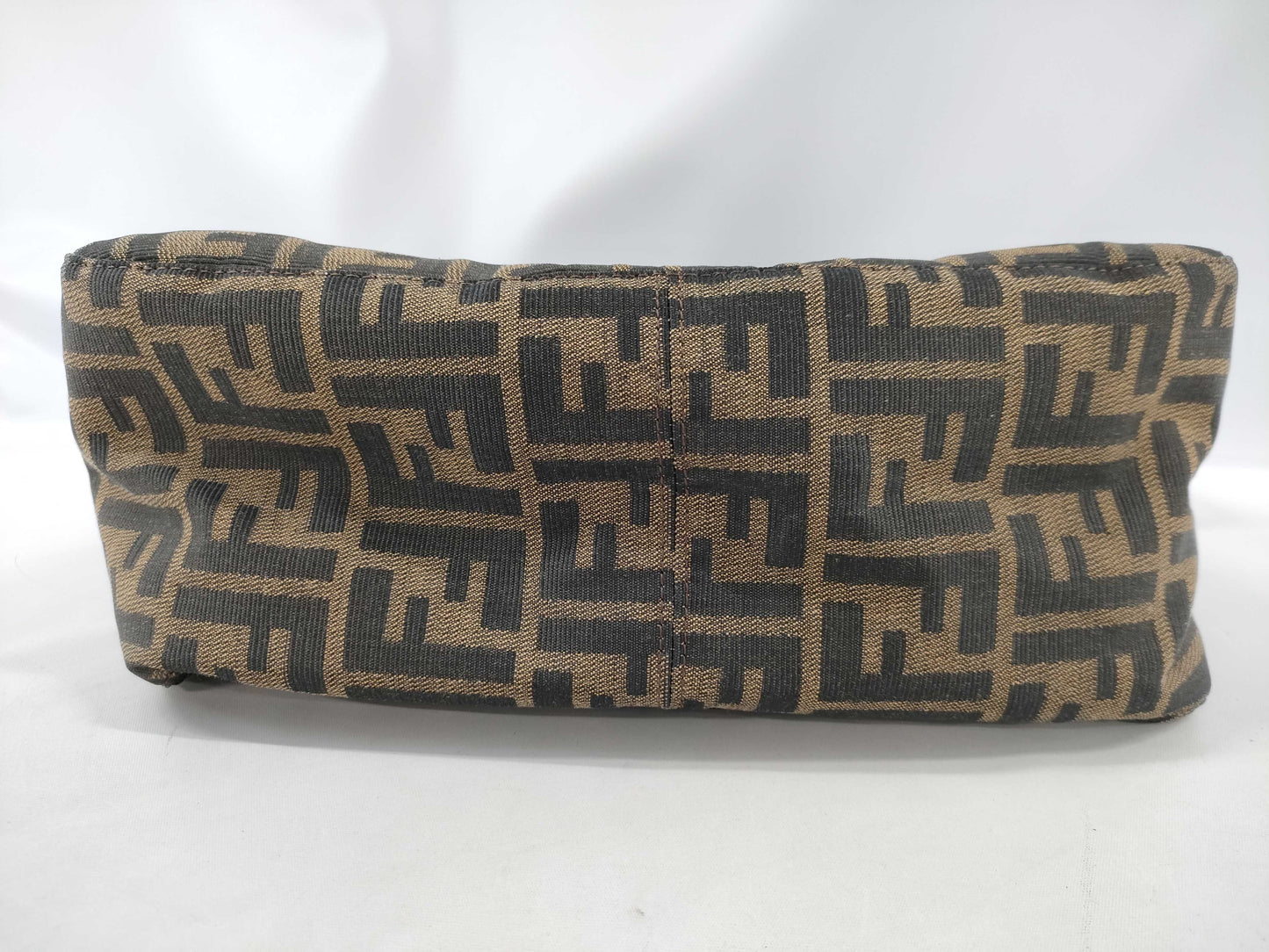 FENDI Mamma Bucket Shoulder Bag