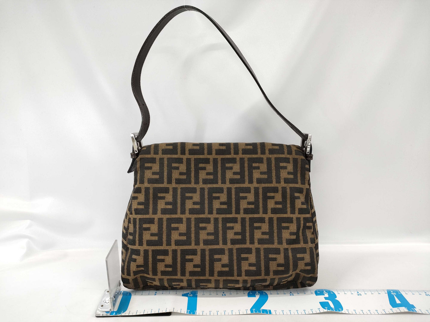 FENDI Mamma Bucket Shoulder Bag