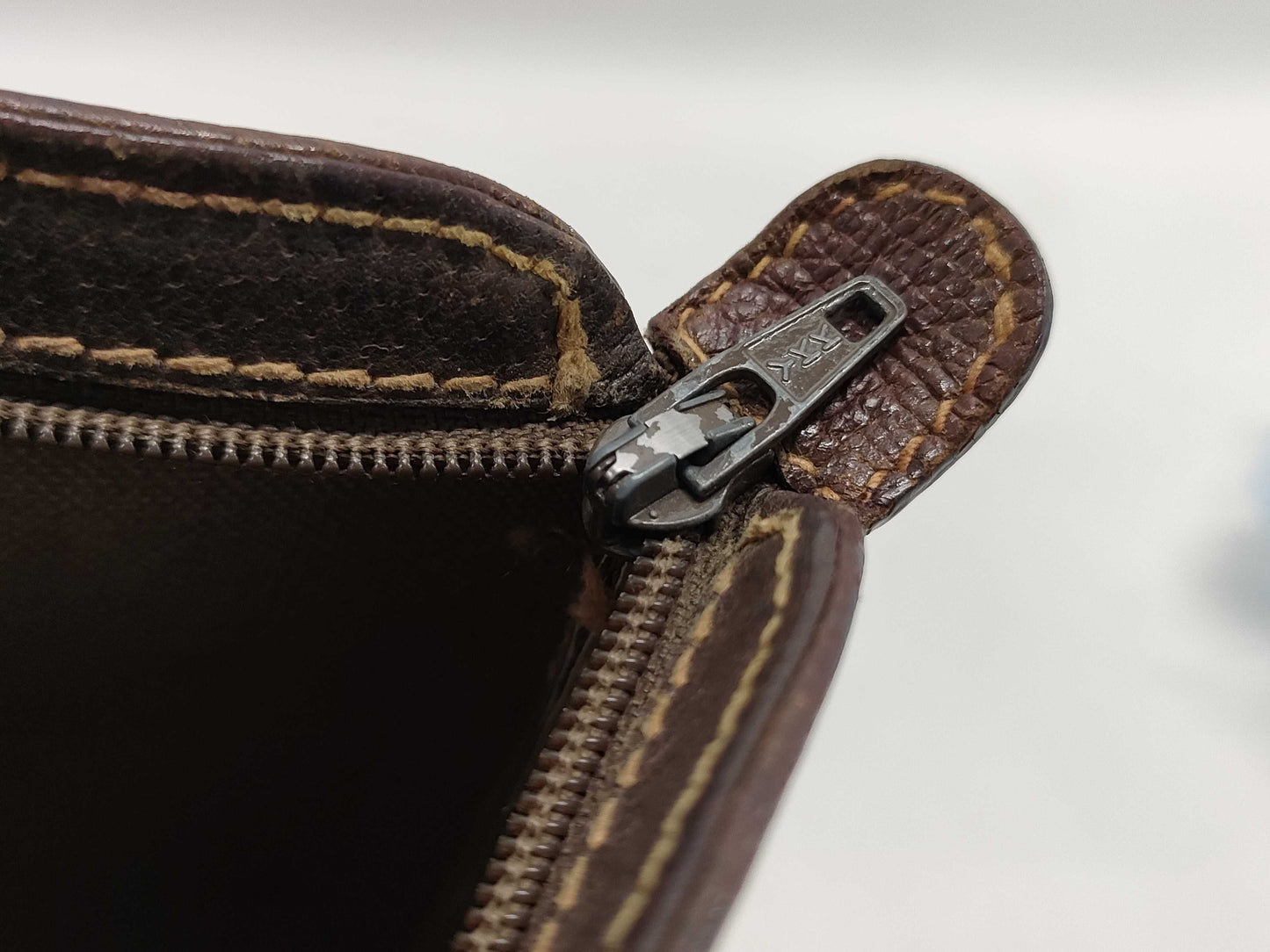 GUCCI pouch