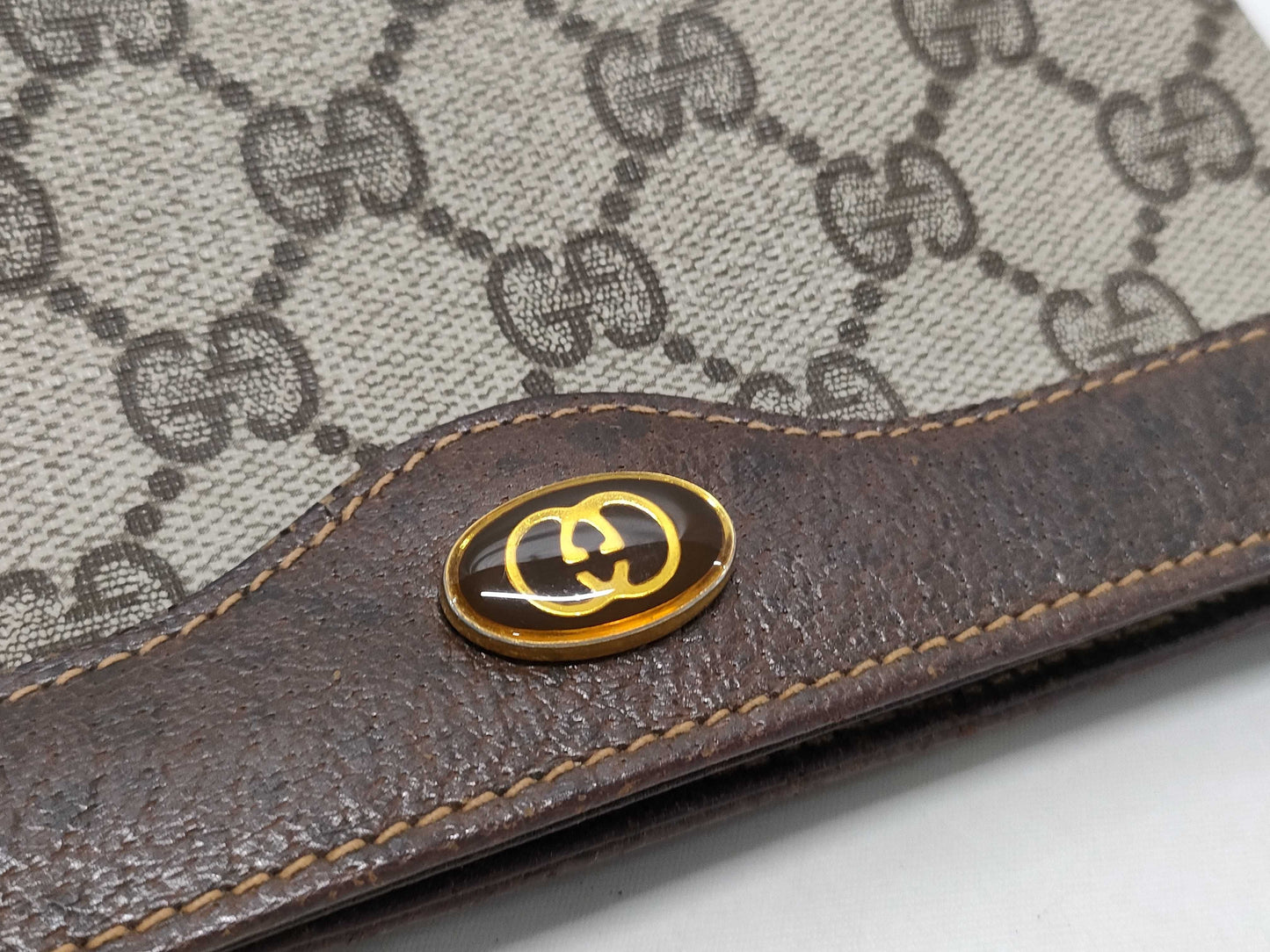 GUCCI pouch