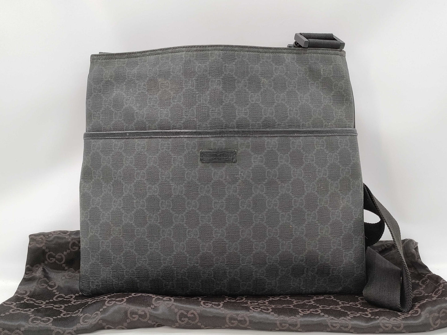 GUCCI shoulder bag