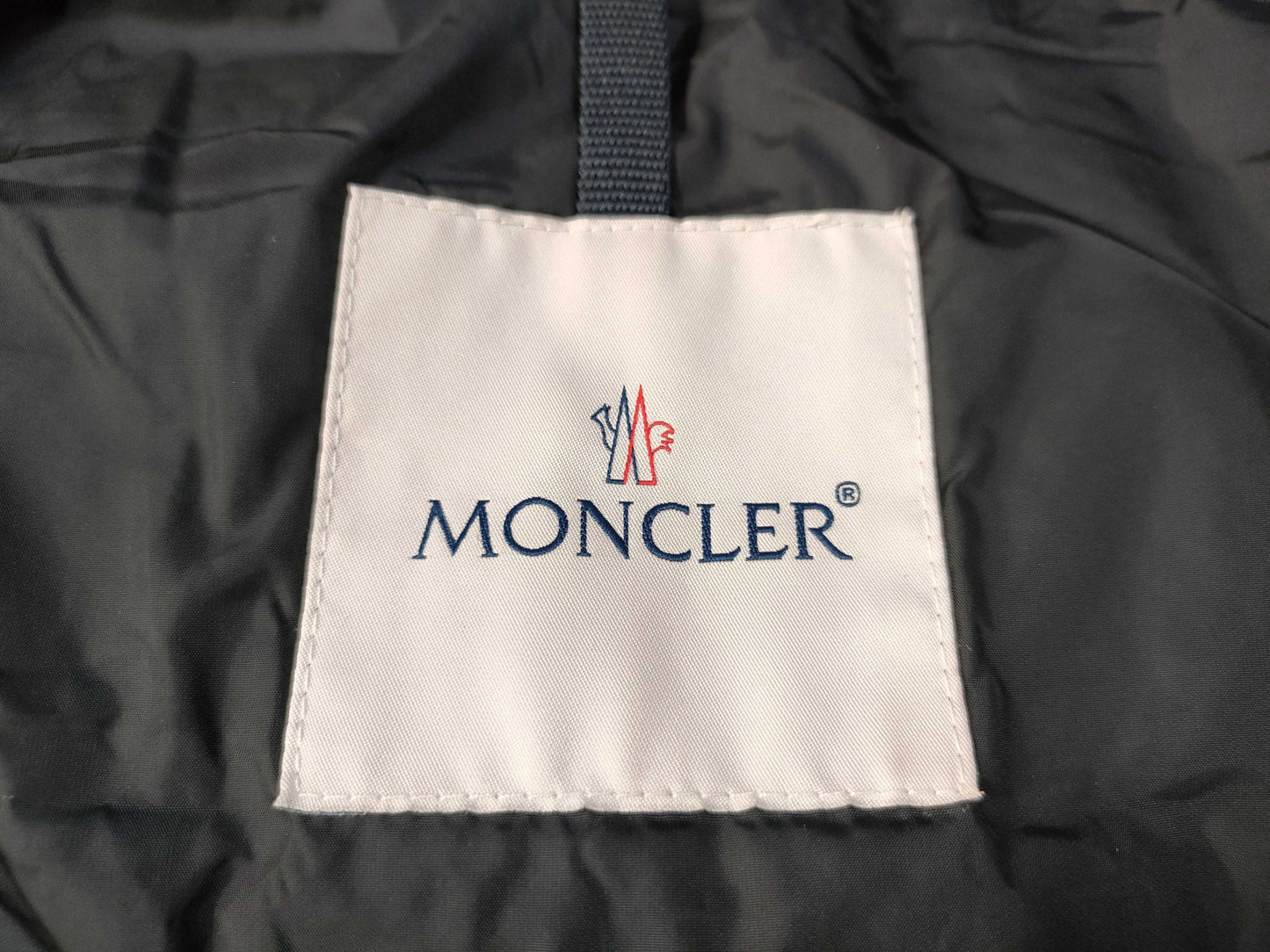 MONCLER MONCLER Women's VOUGLANS Down Jacket, Black, Size 0
