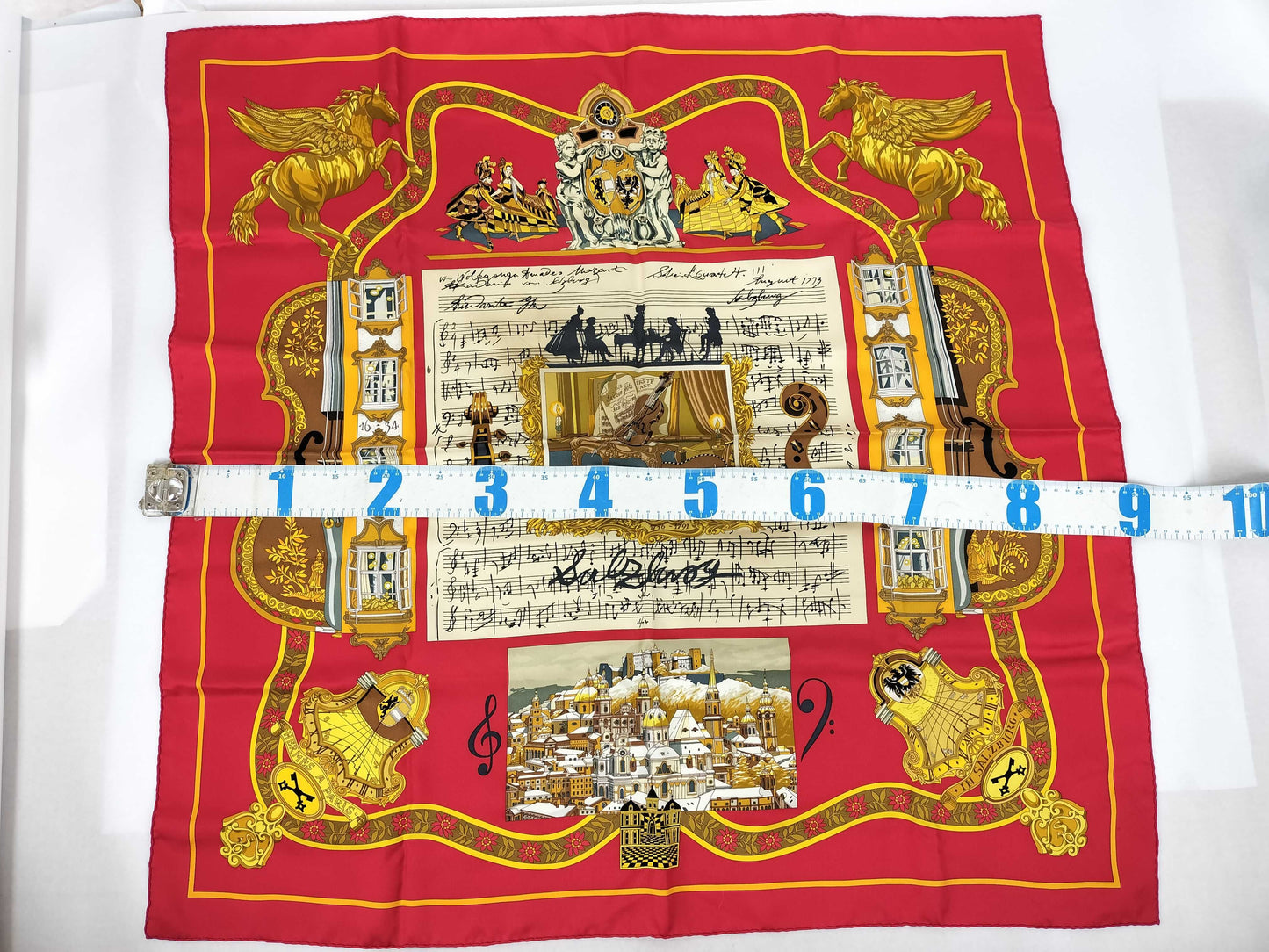 HERMES Carre 90 Salzburg Scarf