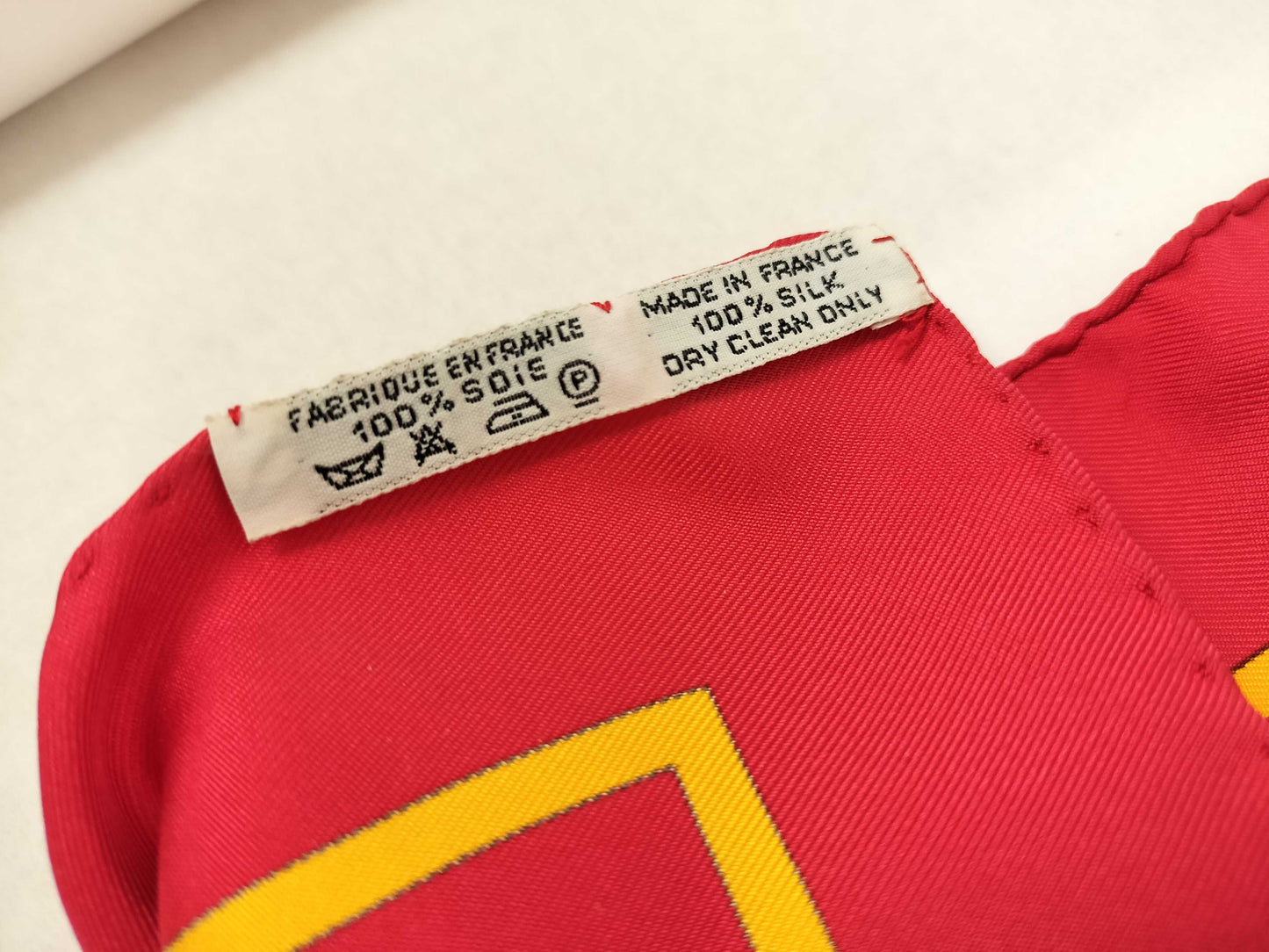 HERMES Carre 90 Salzburg Scarf