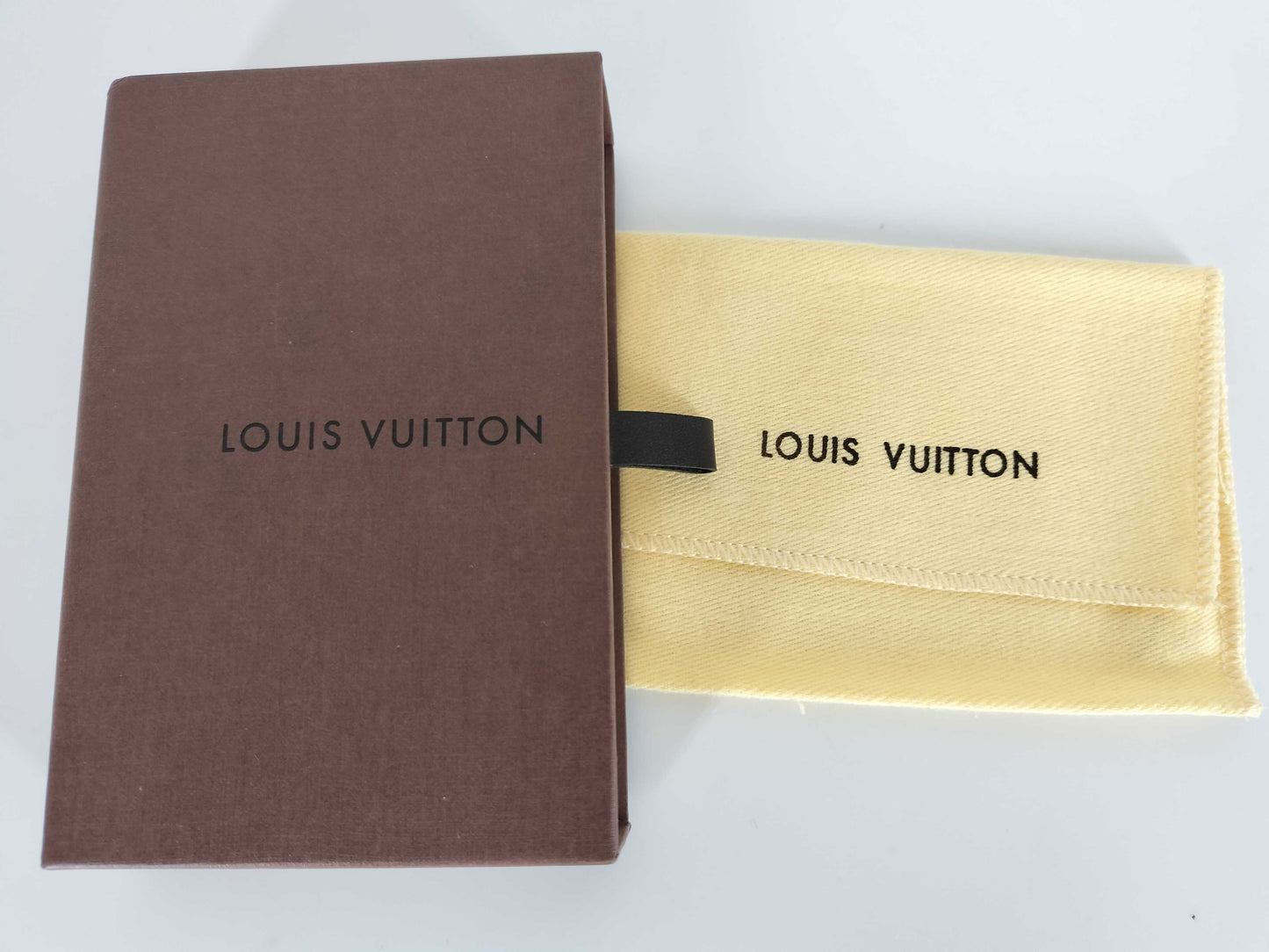 LOUIS VUITTON CA4151 Epi Louis Vuitton Card Case with Box Epi Card Case, Pass Case, Business Card Case