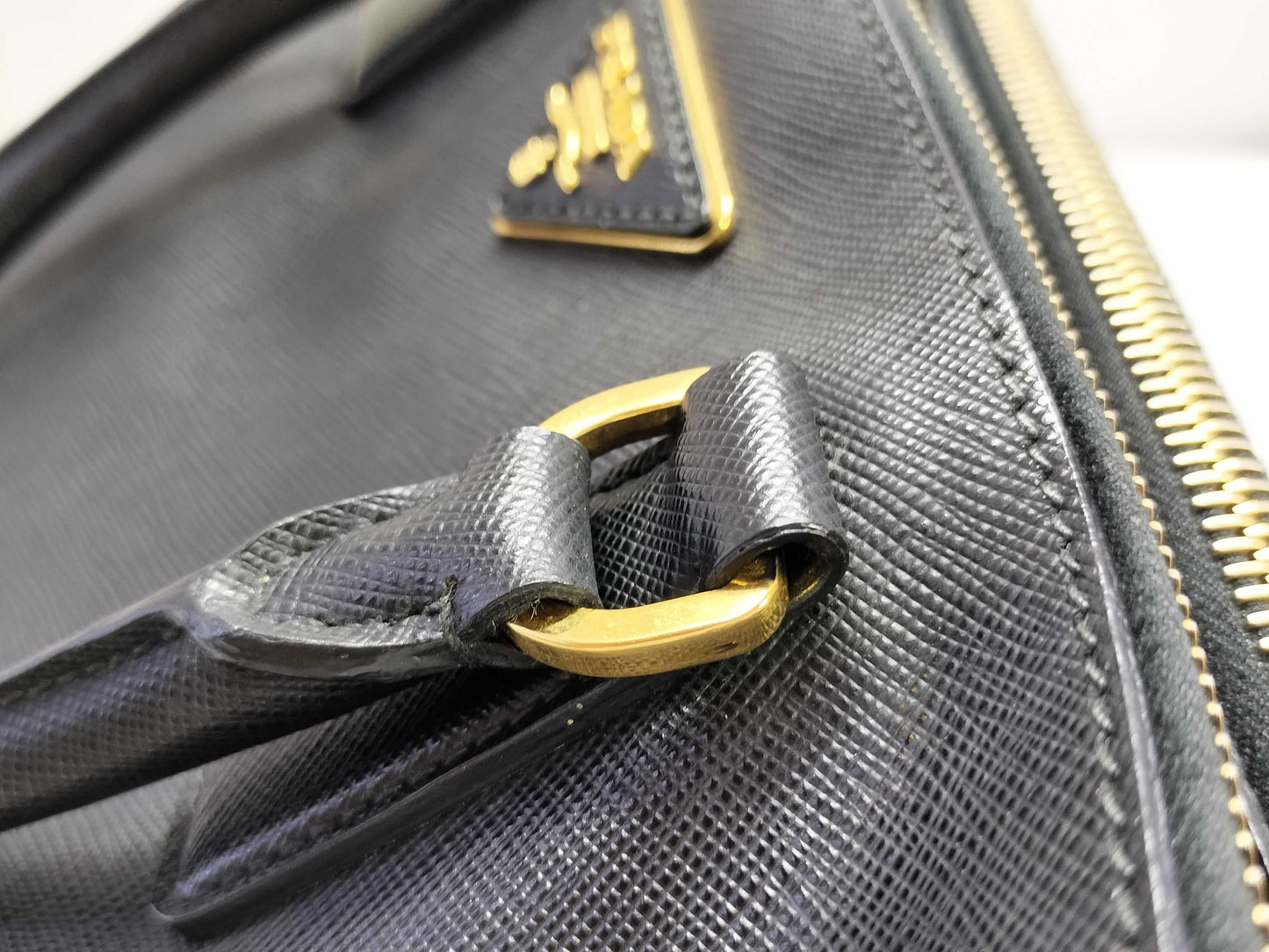 PRADA PRADA Prada Saffiano Black Handbag
