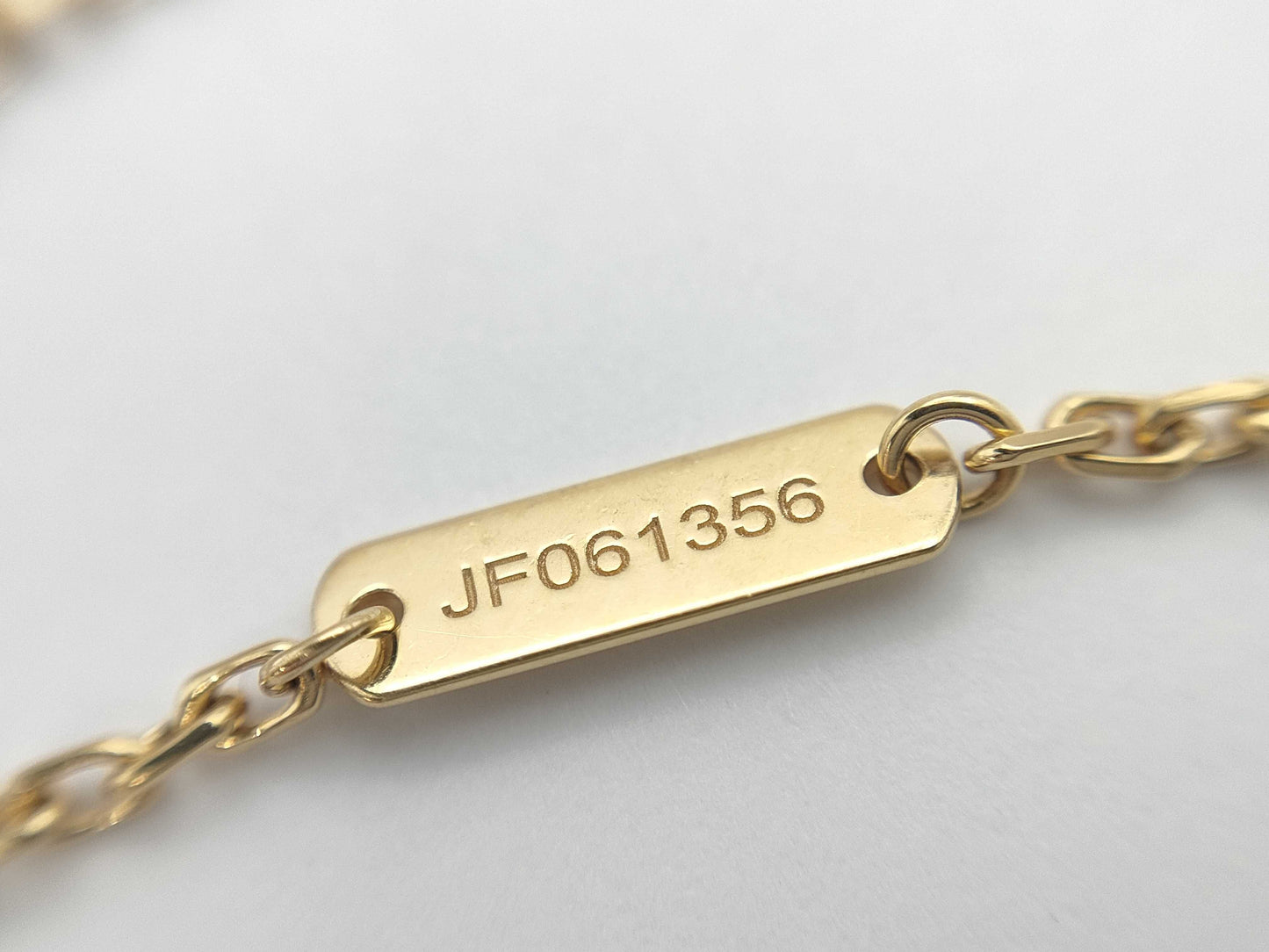 Van Cleef & Arpels Papillon Turquoise 1PD Yellow Gold Au750 6.5g Necklace
