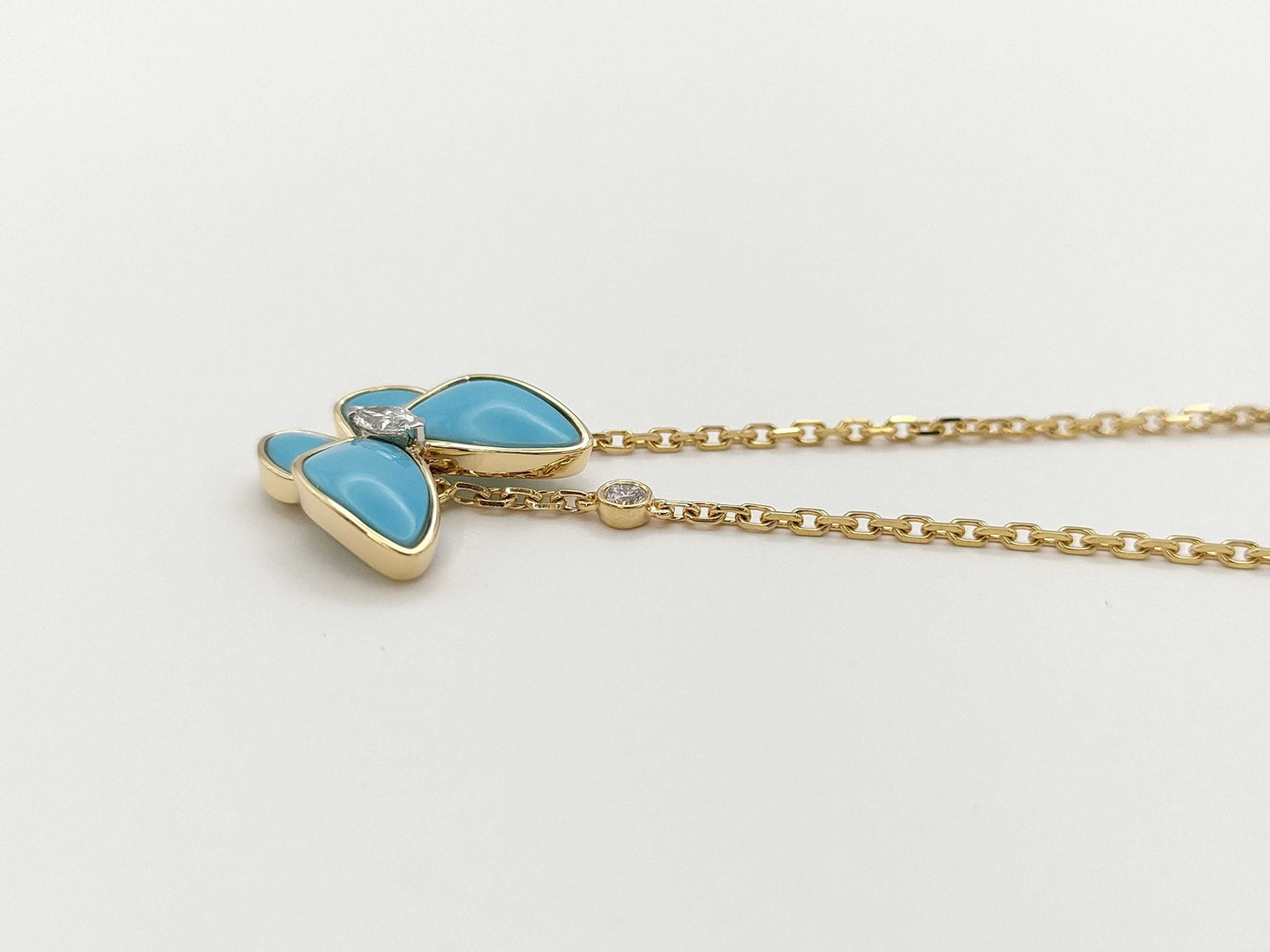 Van Cleef & Arpels Papillon Turquoise 1PD Yellow Gold Au750 6.5g Necklace