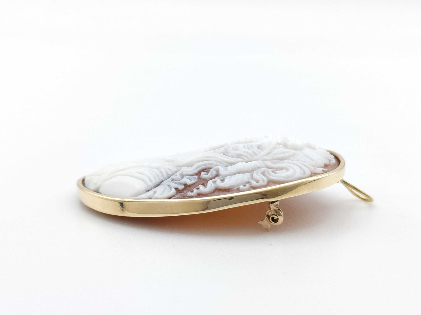 Cameo 585 10.5g Brooch
