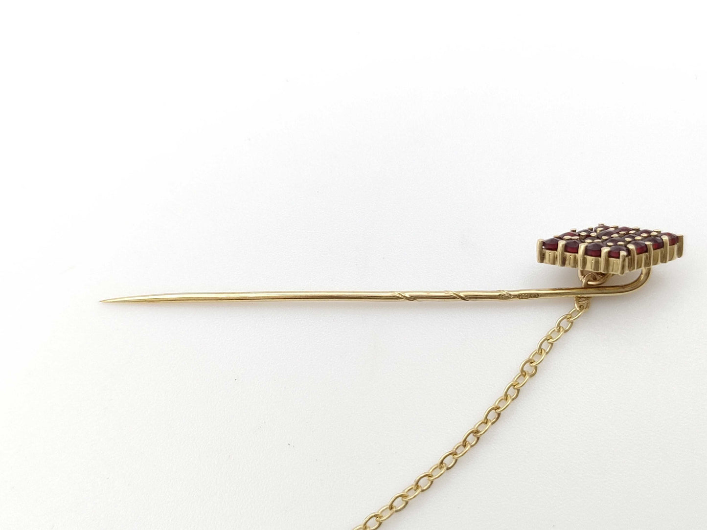 Garnet 585 2.4g Tie Pin/Cufflinks