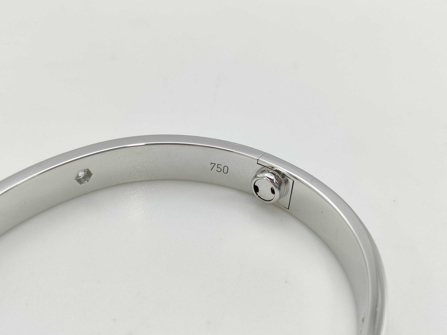 Cartier New Love Bracelet #16 4PD 750 31.1g Bracelet/Bangle