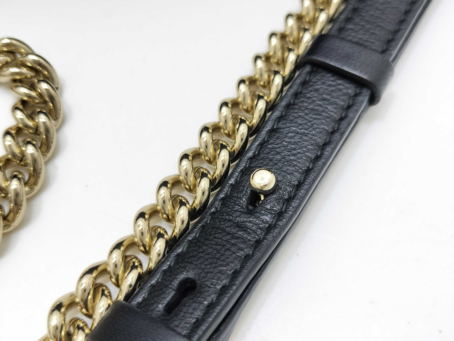 Salvatore Ferragamo Vara Vara Ribbon Chain Shoulder Bag