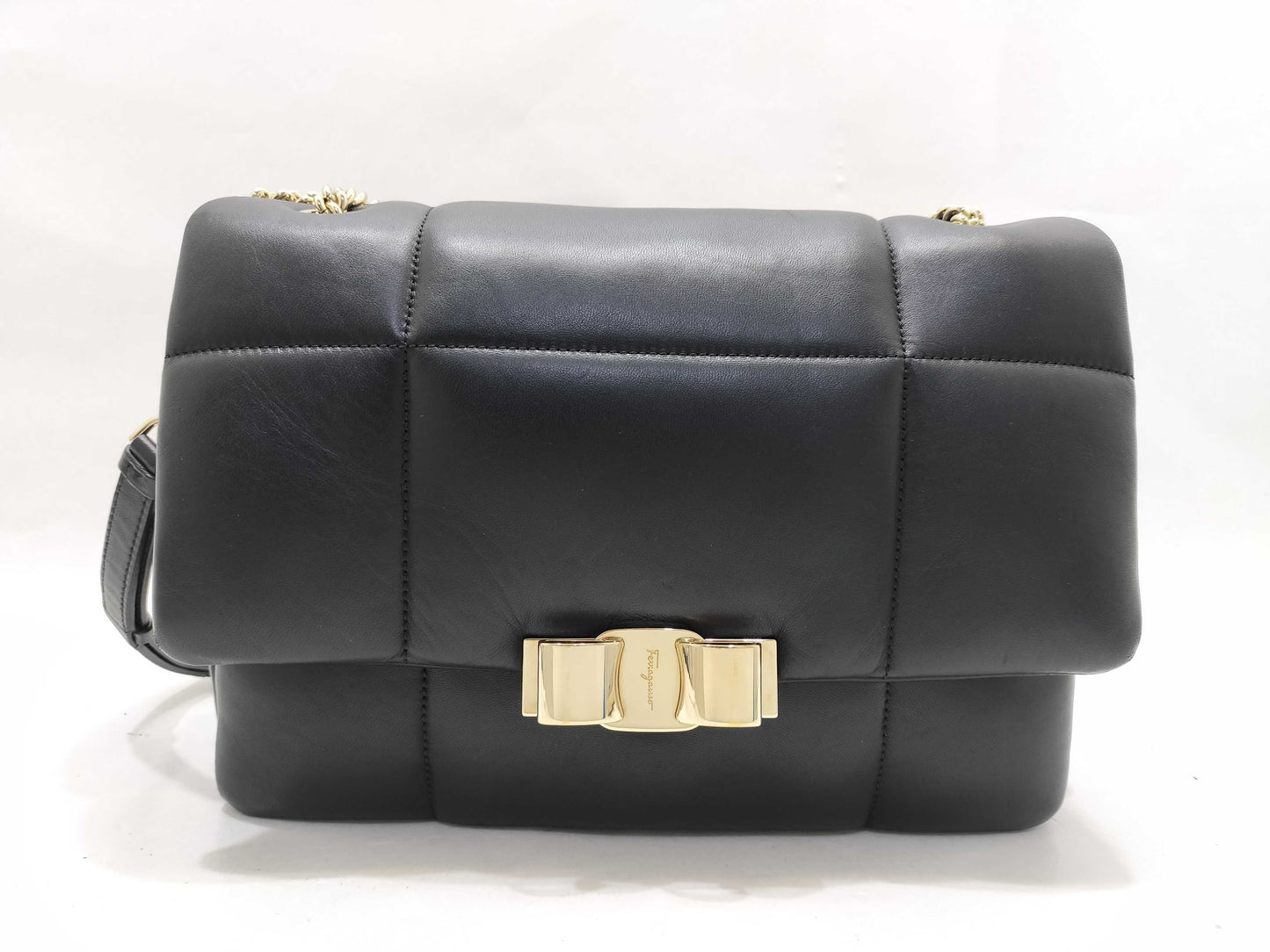 Salvatore Ferragamo Vara Vara Ribbon Chain Shoulder Bag