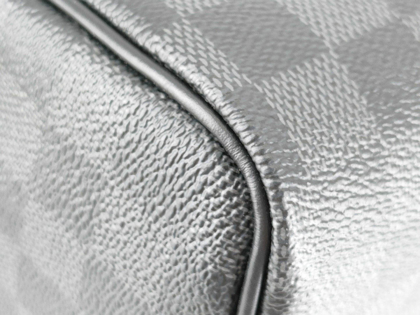 LOUIS VUITTON Damier Graphite RFID Dopp Kid Handbag