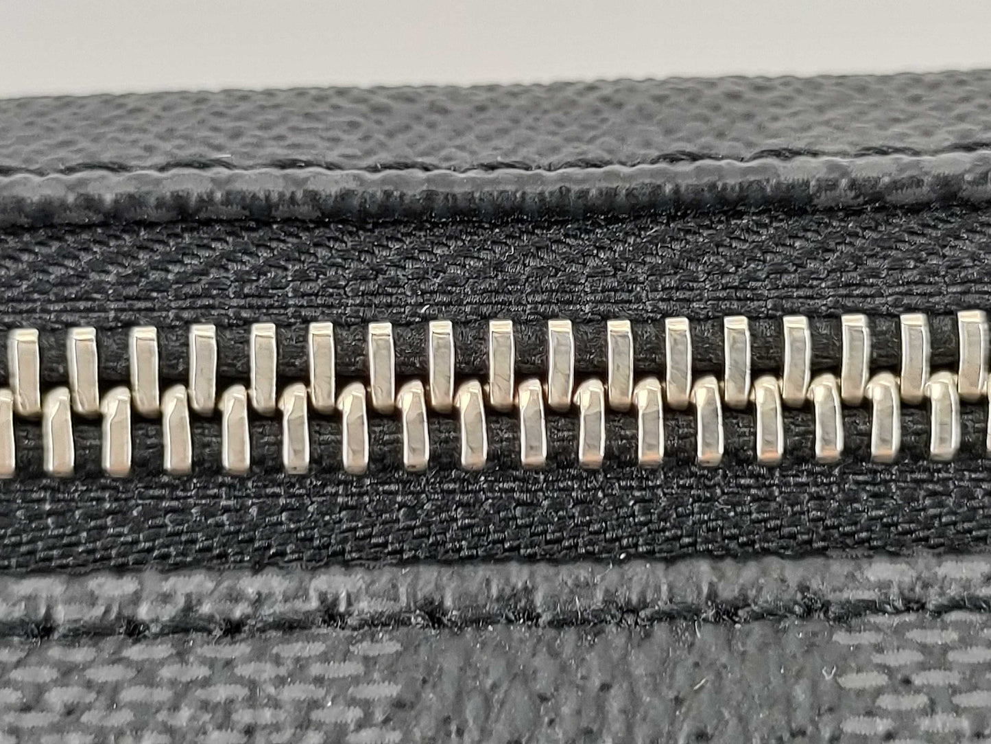 LOUIS VUITTON Damier Graphite RFID Dopp Kid Handbag