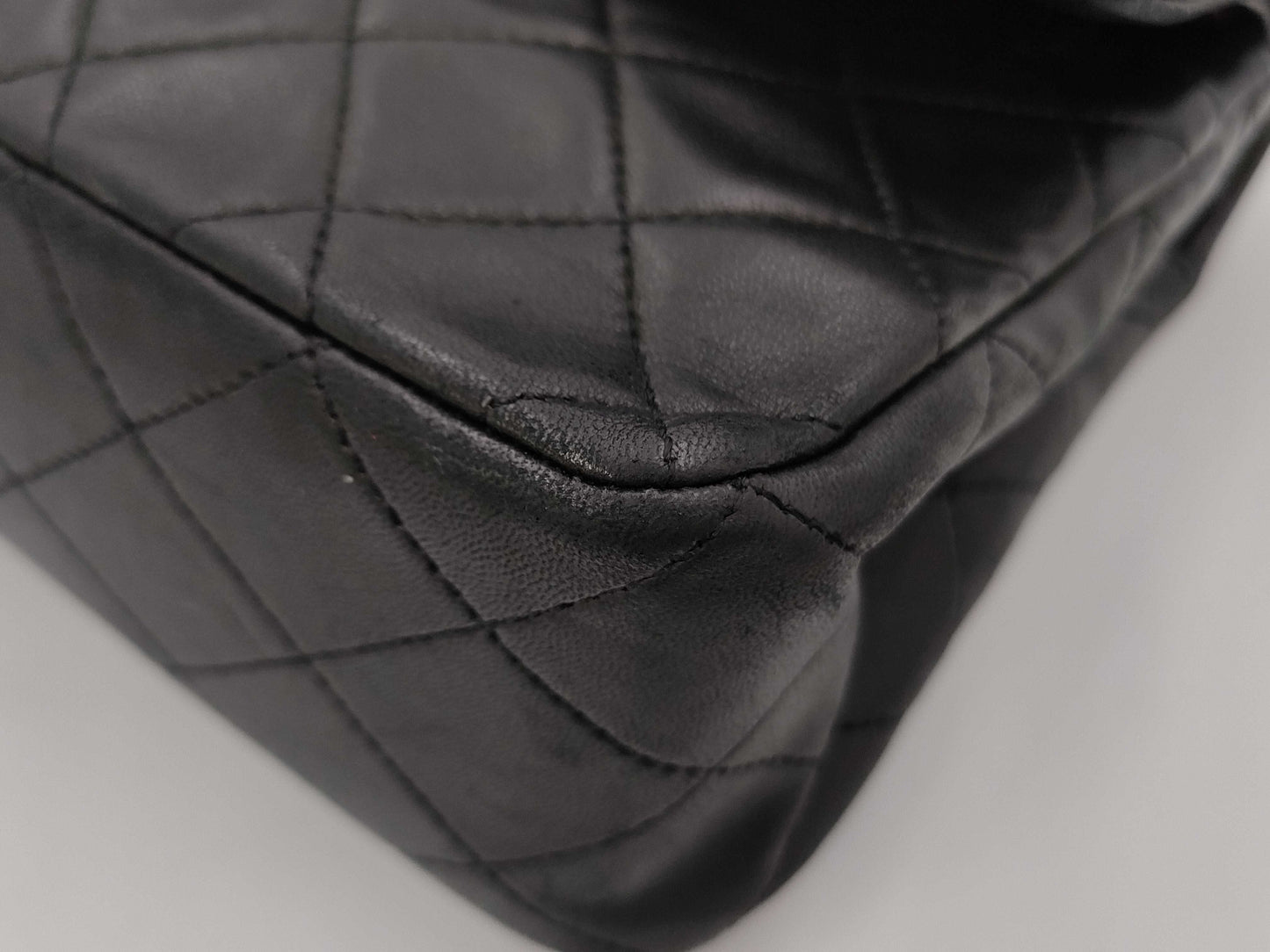 CHANEL Matelasse 25 Shoulder Bag