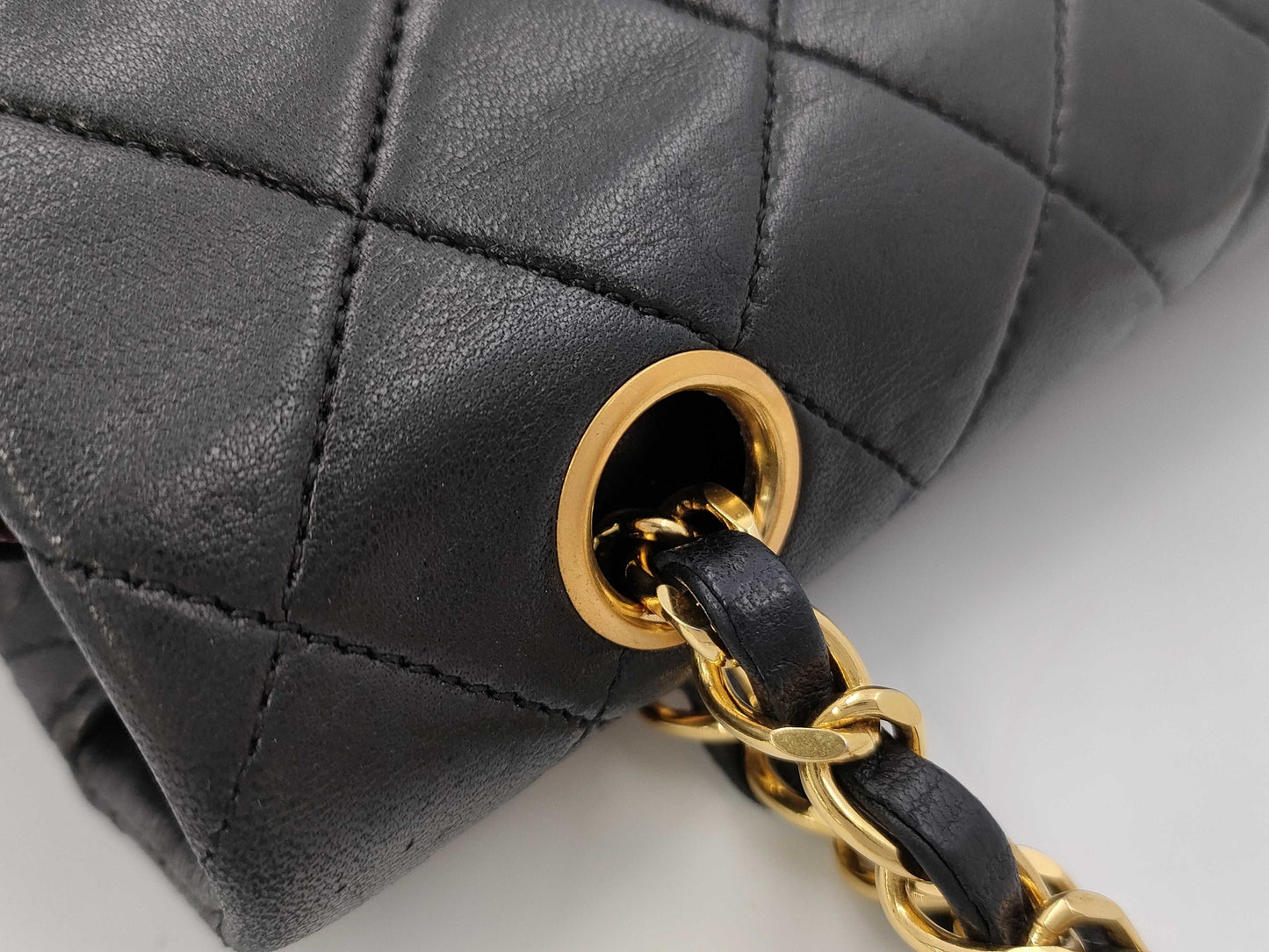 CHANEL Matelasse 25 Shoulder Bag